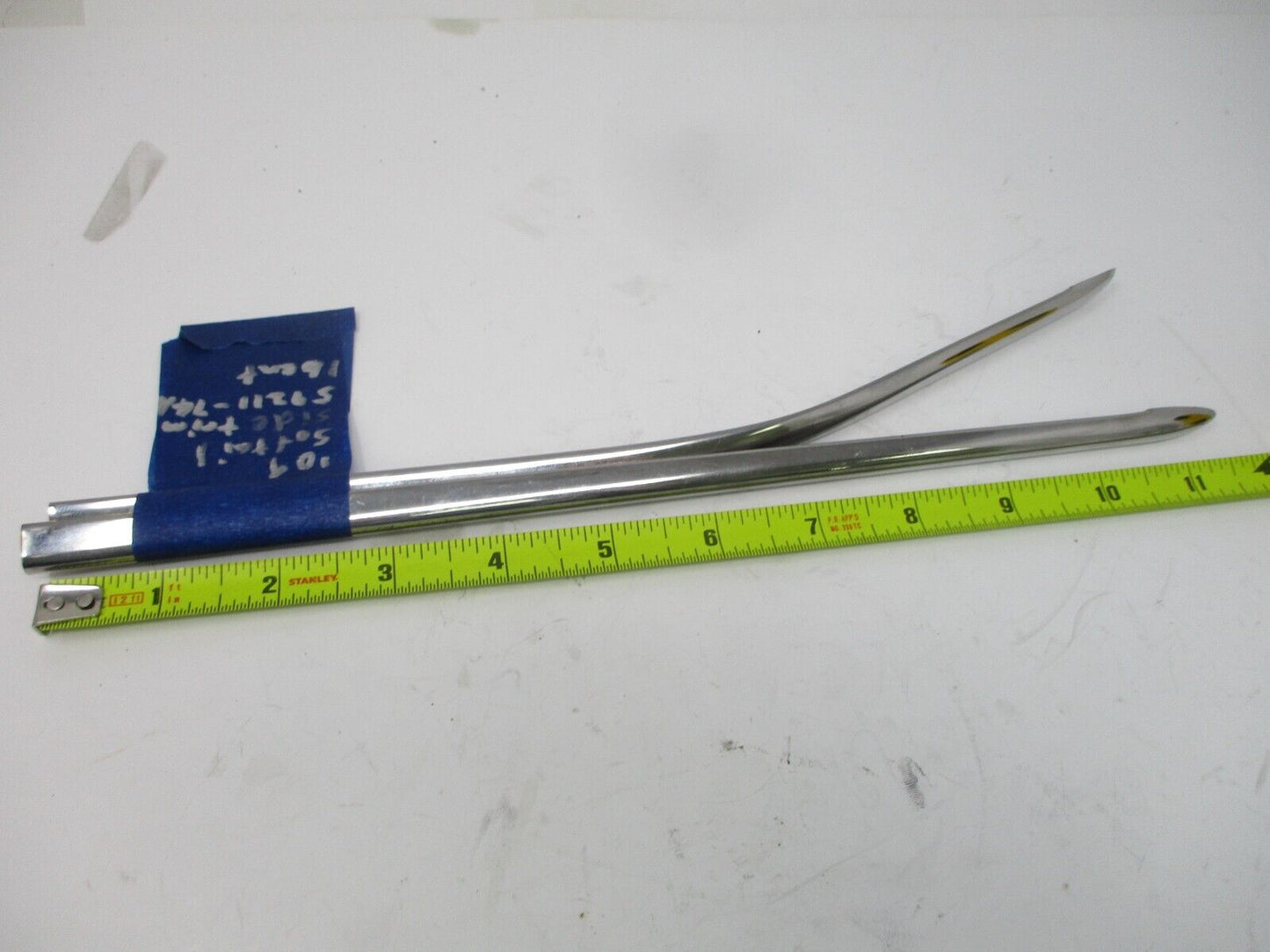 HARLEY-DAVIDSON '09 Softail FRONT FENDER SIDE TRIM SPEAR TIP 59211-74A