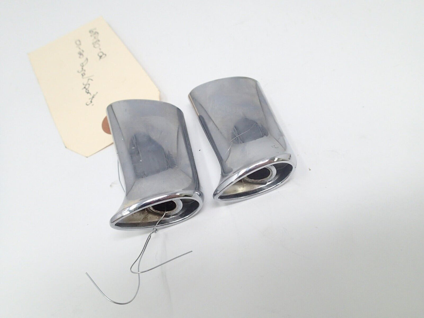 Harley Davidson Chrome Rear Turn Signal Brackets 68480-02 OEM ( PAIR )