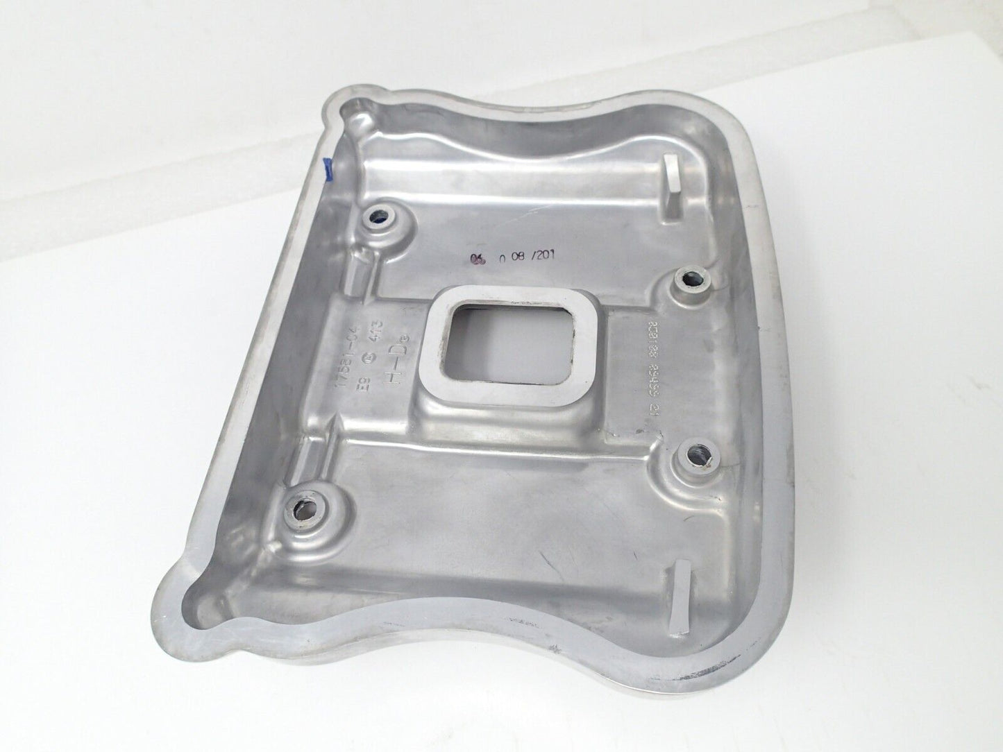 Harley 04-20 Sportster XL Single Chrome Rocker Box Engine Valve Cover 17581-04