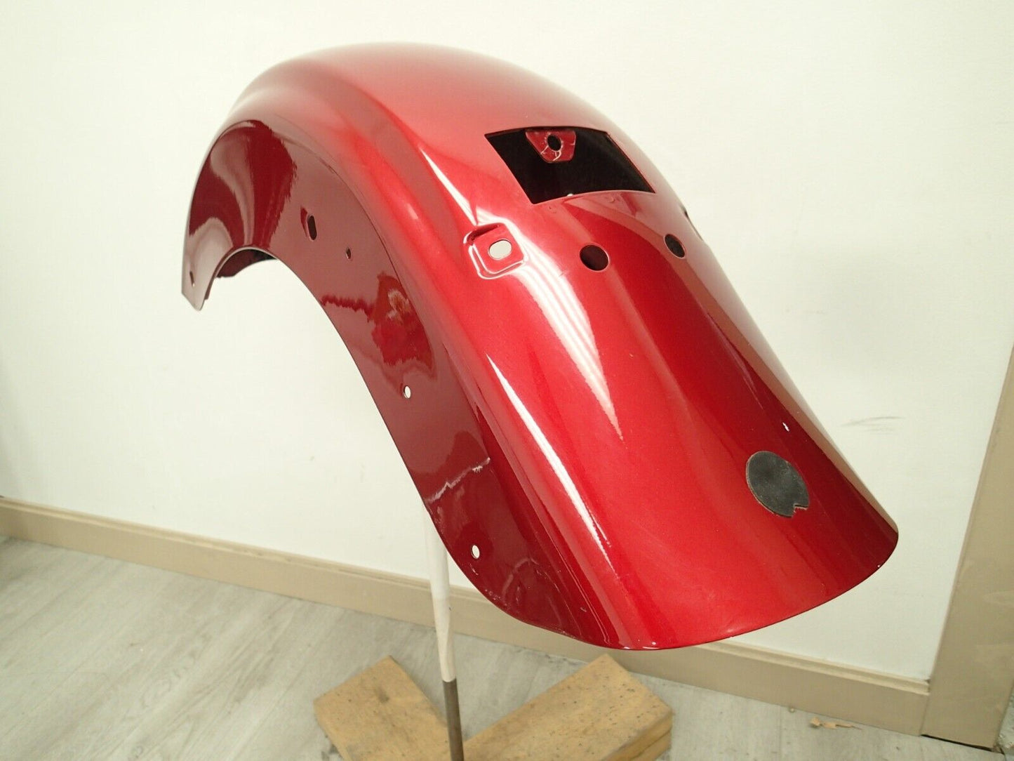 Harley Davidson OEM FLHX Rear Fender Red Hot Sun Glo 59731-09CYS NO DENT. GOOD