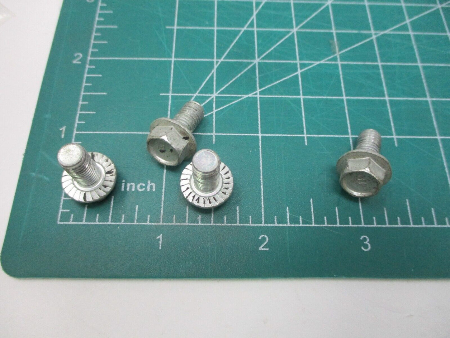 '09 Softail Cow Bell Flange Lock Screw Part Number - 3537 For Harley-Davidson 4