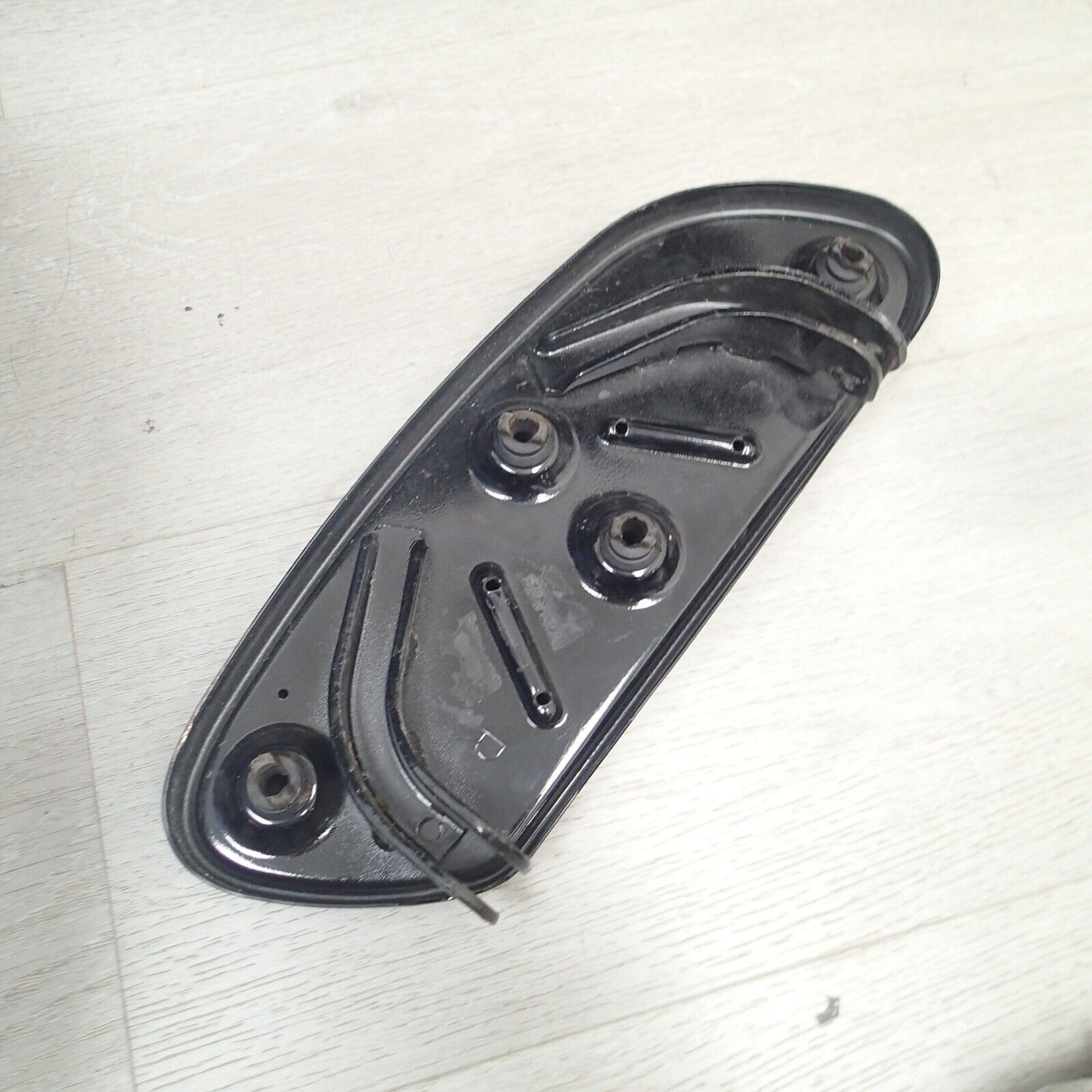 15-23 HARLEY-DAVIDSON BOTTOM FOOT BOARD BLACK 51068-08 (LEFT) ONE INIT!