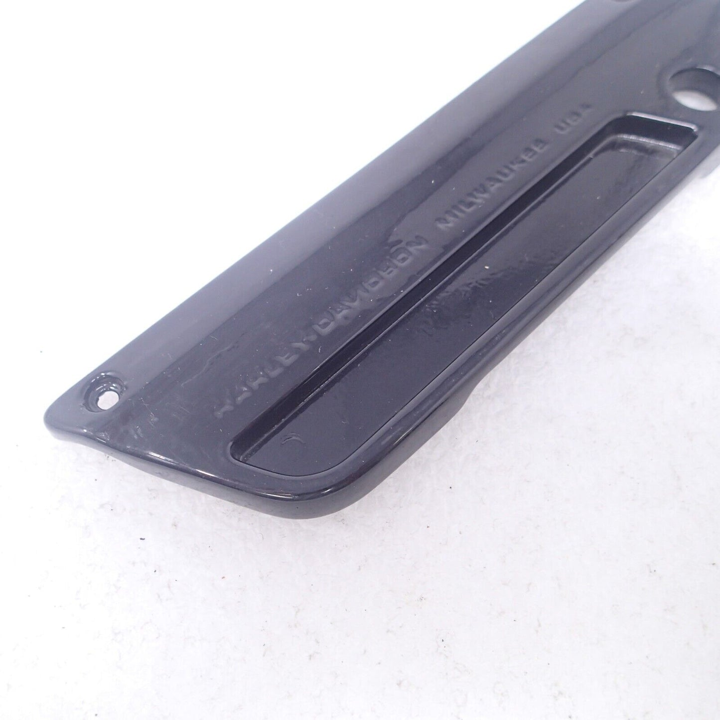 Harley Davidson OEM Touring Saddlebag LH BLACK Latch Plate 90603-93A
