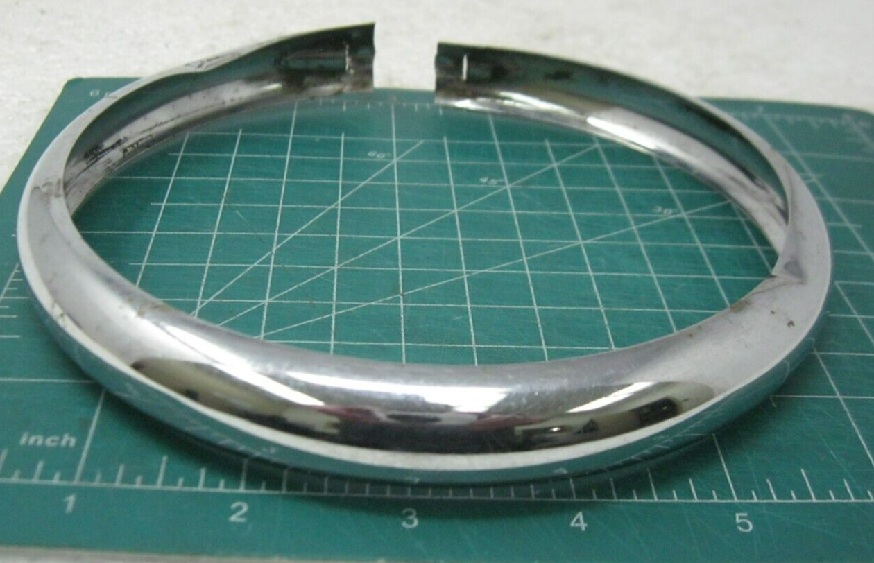 Harley-Davidson 07-17 Softail, 08-22 XL, 09-17 Dyna 6" (DENTED) Bezel 67790-93A