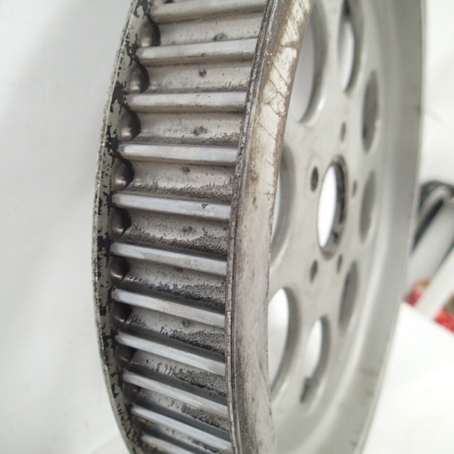 GENUINE HARLEY DAVIDSON TOURING REAR DRIVE BELT PULLEY SPROCKET 40225-86A