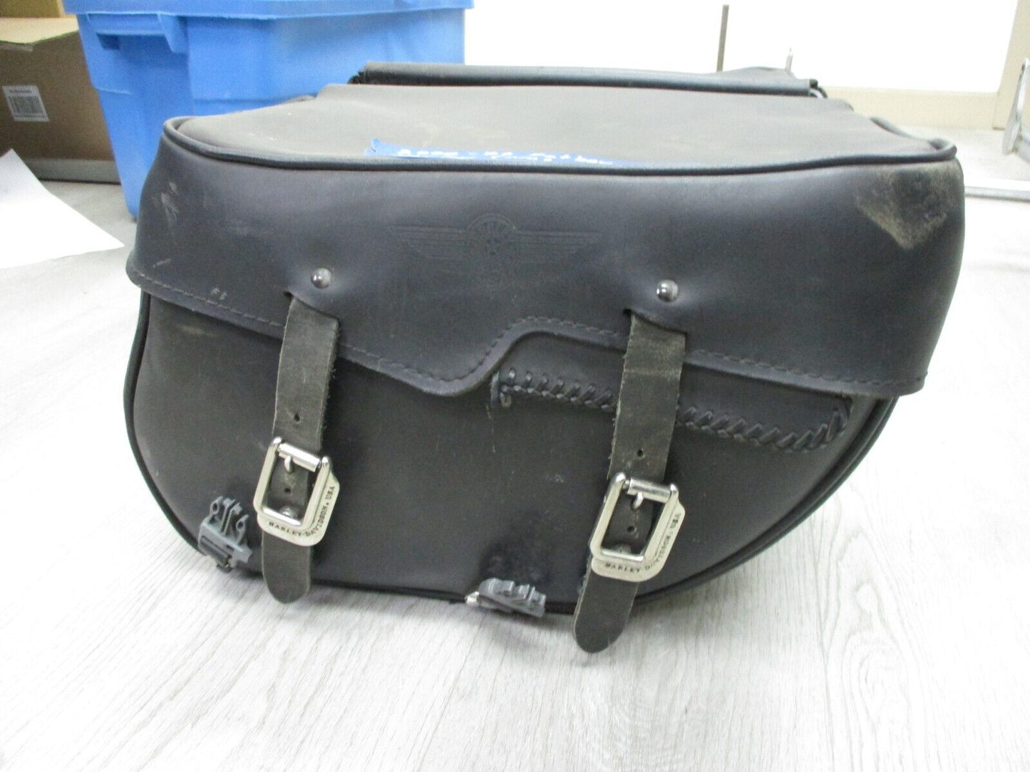 HARLEY DAVIDSON OEM - 84-17 Fatboy Leather Panniers Saddlebags 91539-00 91538-00