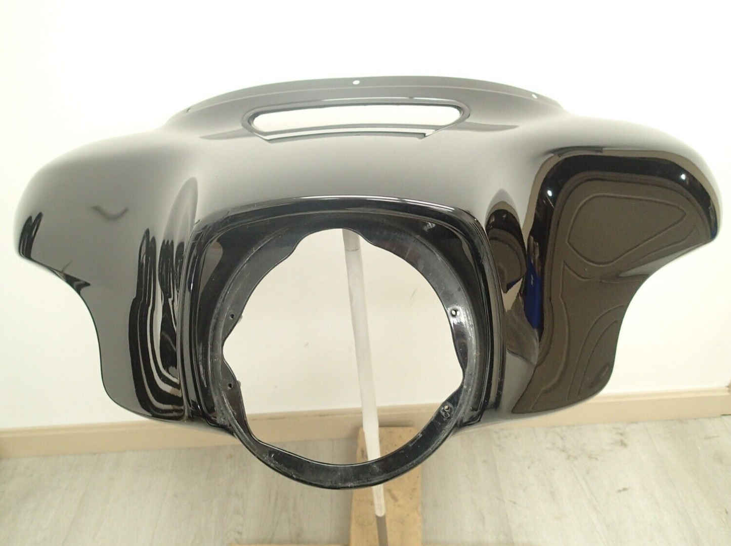 HARLEY DAVIDSON 14 FLHTCU ULTRA CLASSIC OUTER FAIRING 57000016 FLHTK SEE VIDEO