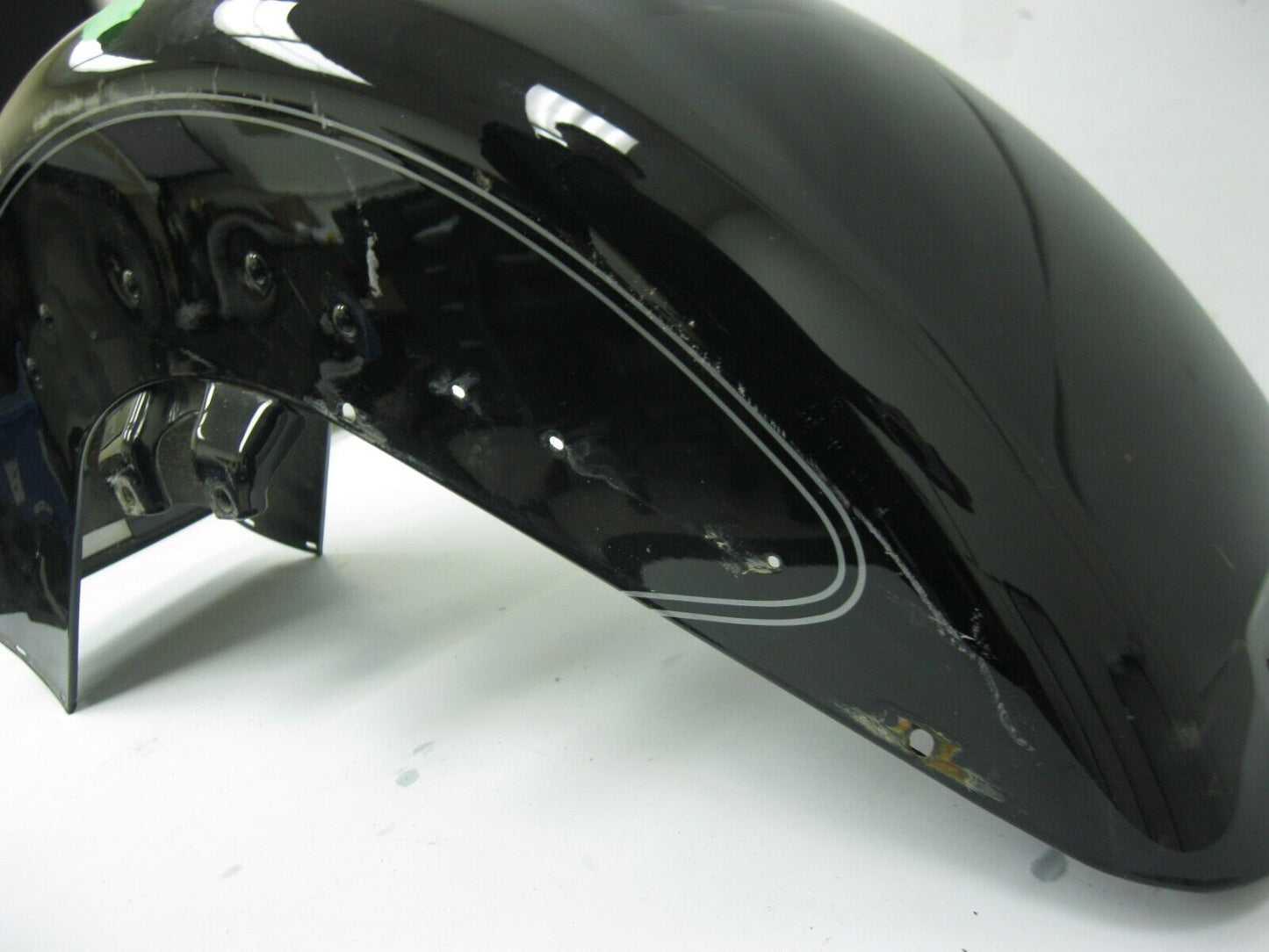 FRONT FENDER 2015 FLSTC SOFTAIL HERITAGE Classic BLACK stripe  58900110DBH DENT