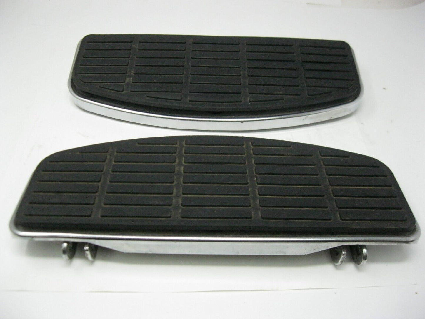 Harley-Davidson OEM  80-05 Touring Rider Floorboards 50621-79A