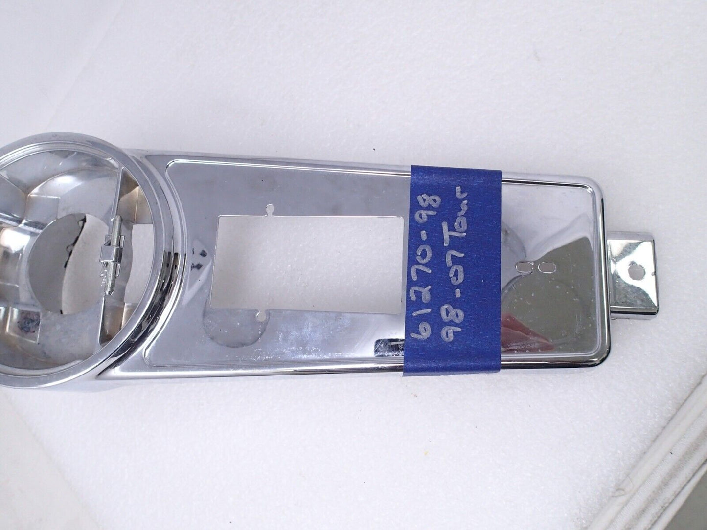2006 06 Harley Electra Glide Ultra FLHTCI Tank Gauge Cover Dash Console 61270-98