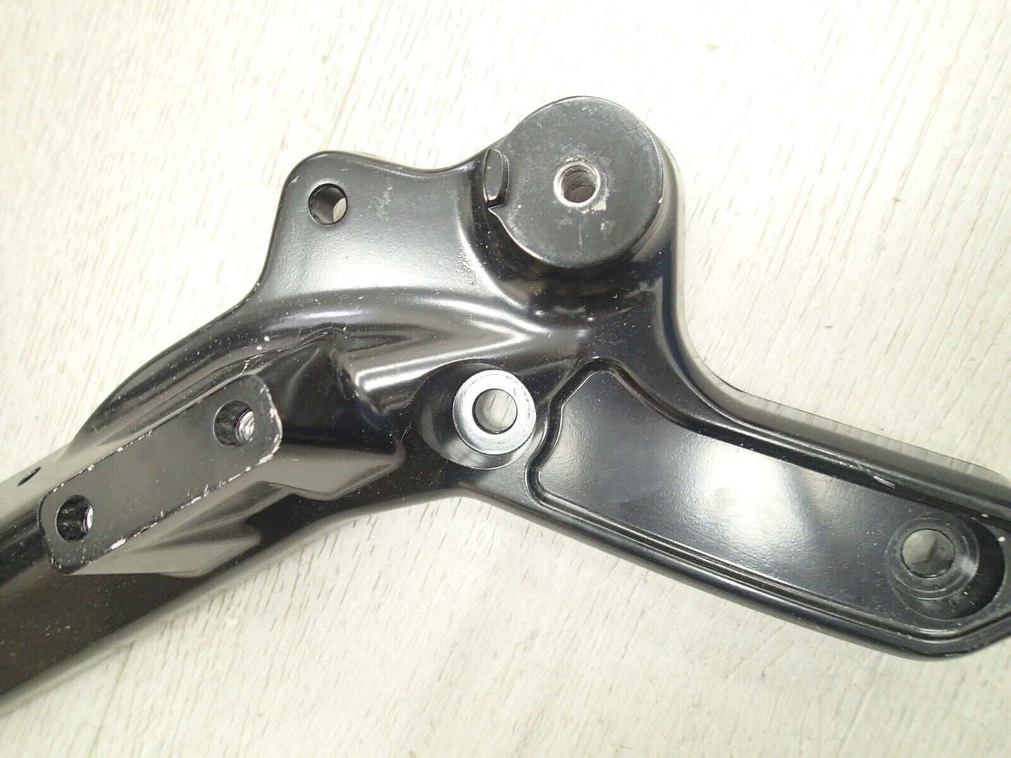 HARLEY DAVIDSON SOFTAIL EXHAUST MOUNT BRACKET OEM 65500063