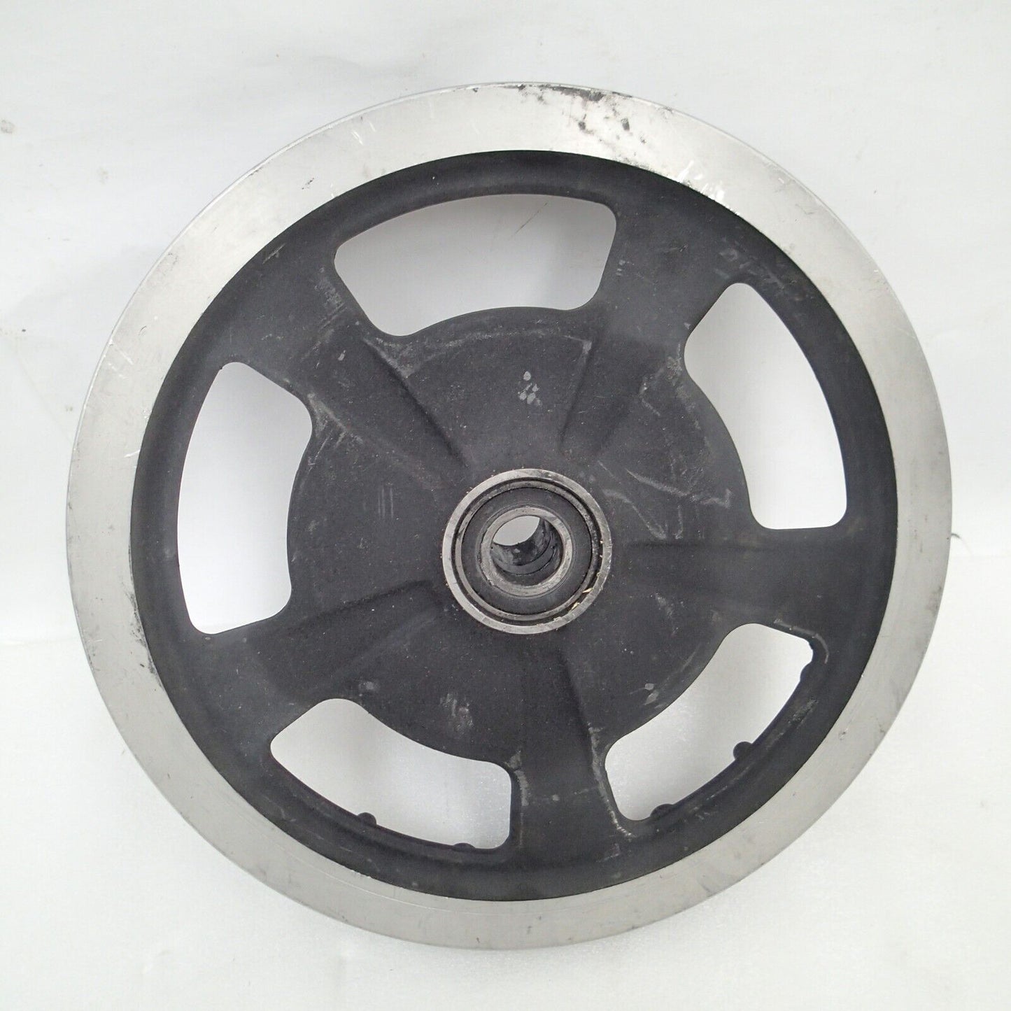 HARLEY REAR BELT CUSHION DRIVE PULLEY #37781-09 FLH/FLT 68T