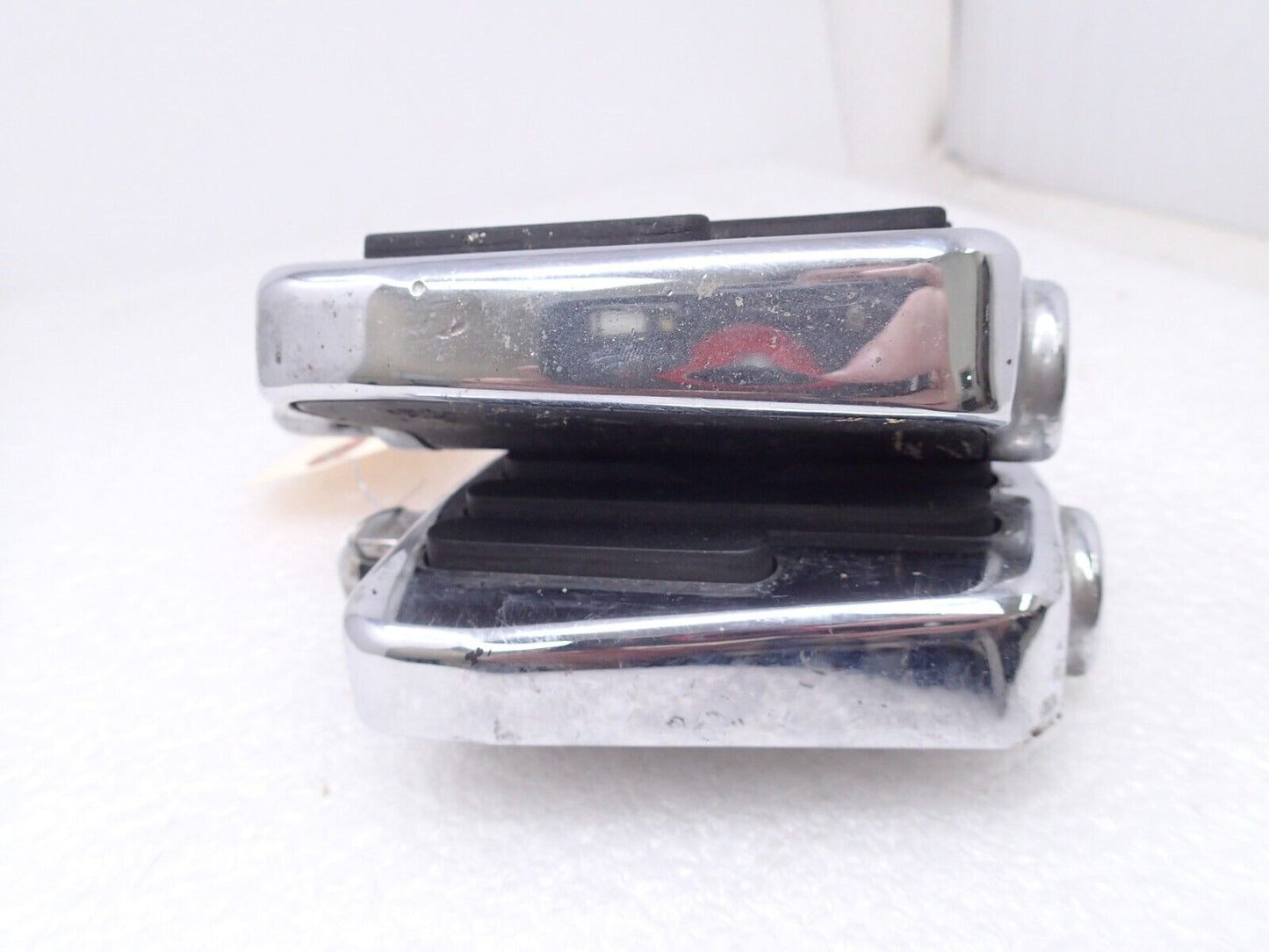 1995 HARLEY-DAVIDSON SOFTAIL FOOT RESTS PEGS SET PAIR 51327-08