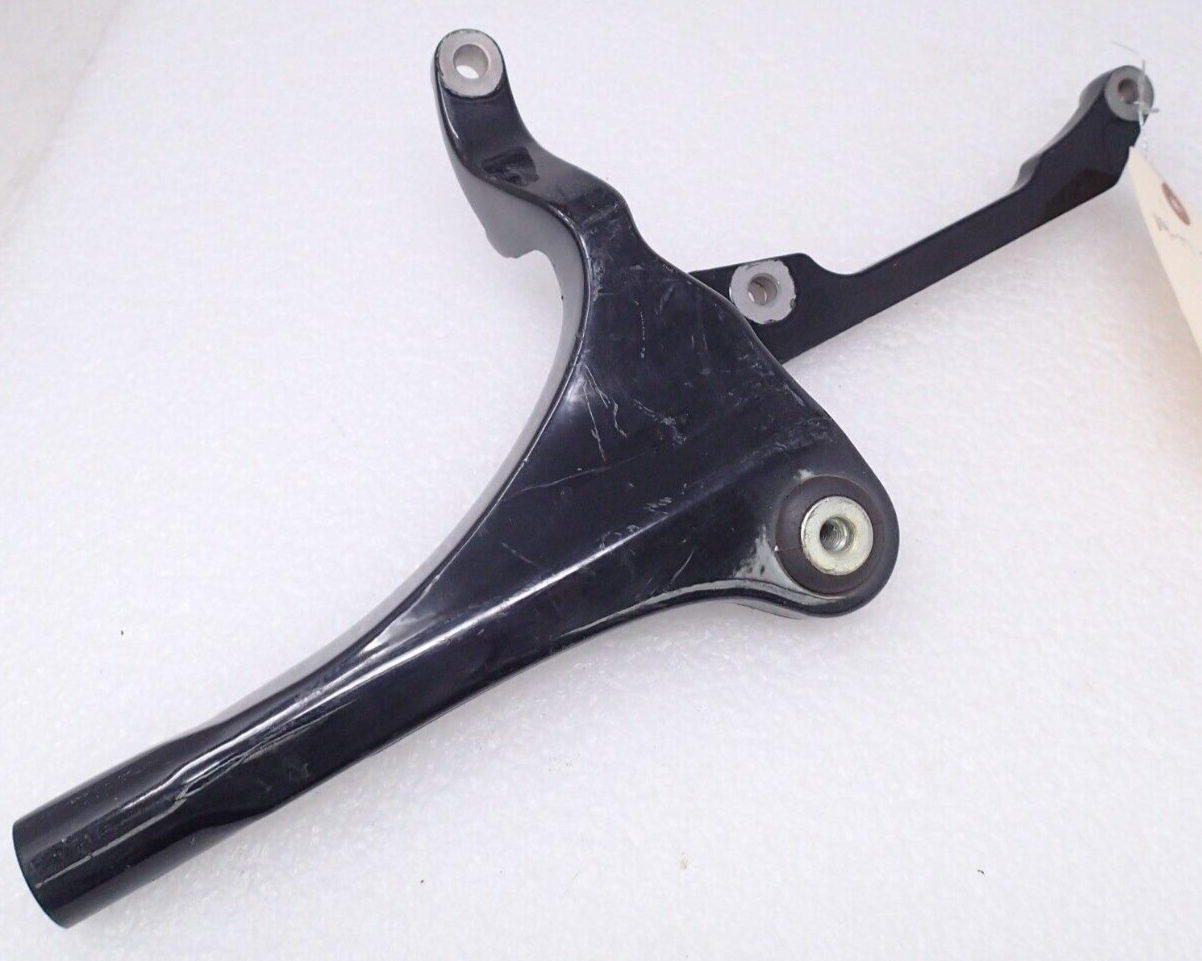 2014-2017 Harley-Davidson Dyna Low Rider Stock Exhaust Bracket 65500032