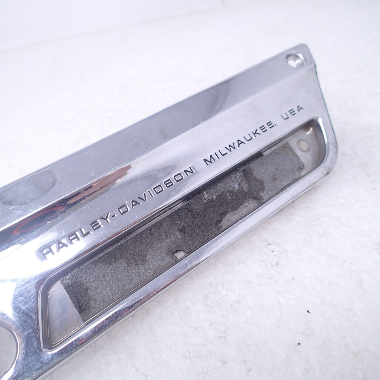 2009 Harley Electra Glide Right Saddlebag Latch Faceplate CHROME NO reflector