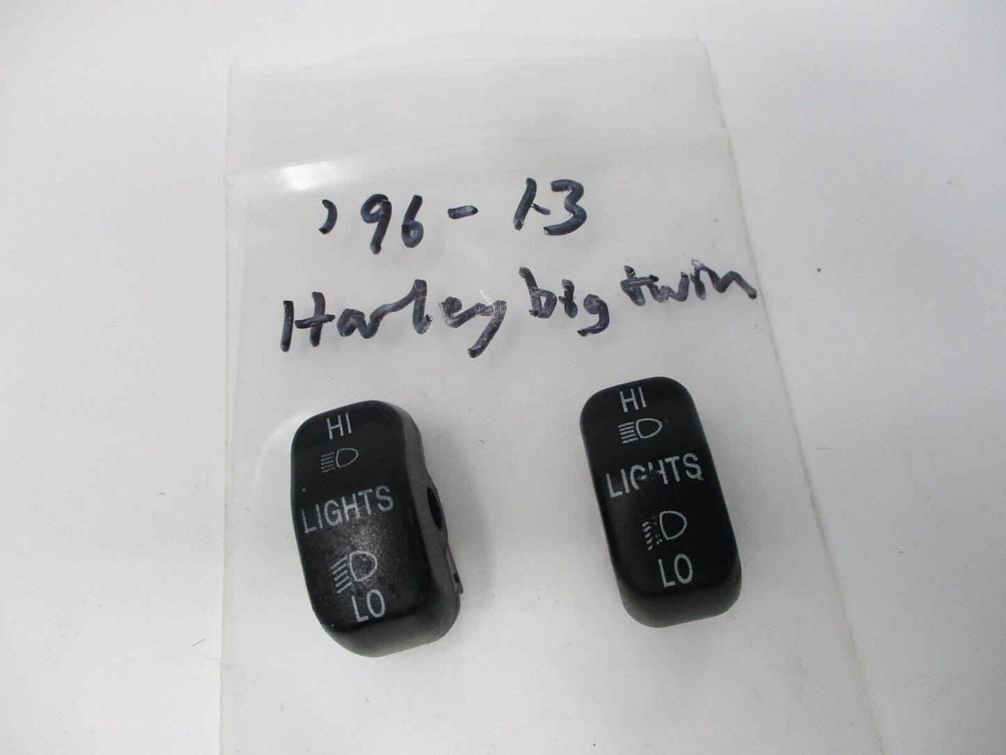 Harley-Davidson OEM lights Switch Housing Button Cap Big Twin '96-13 2pcs