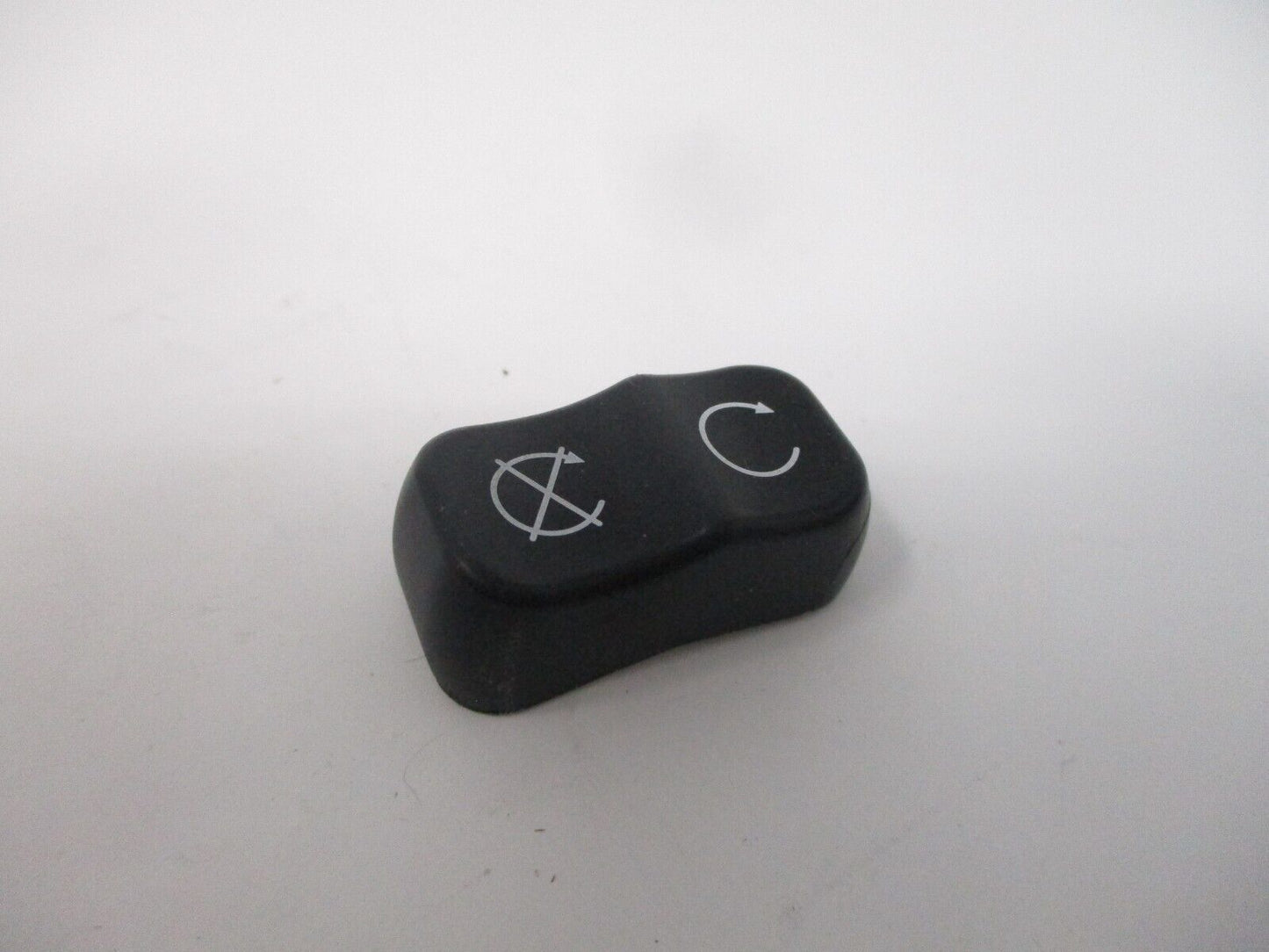 Harley-Davidson OEM Switch radio Housing Button Cap Big Twin '96-13 2pcs
