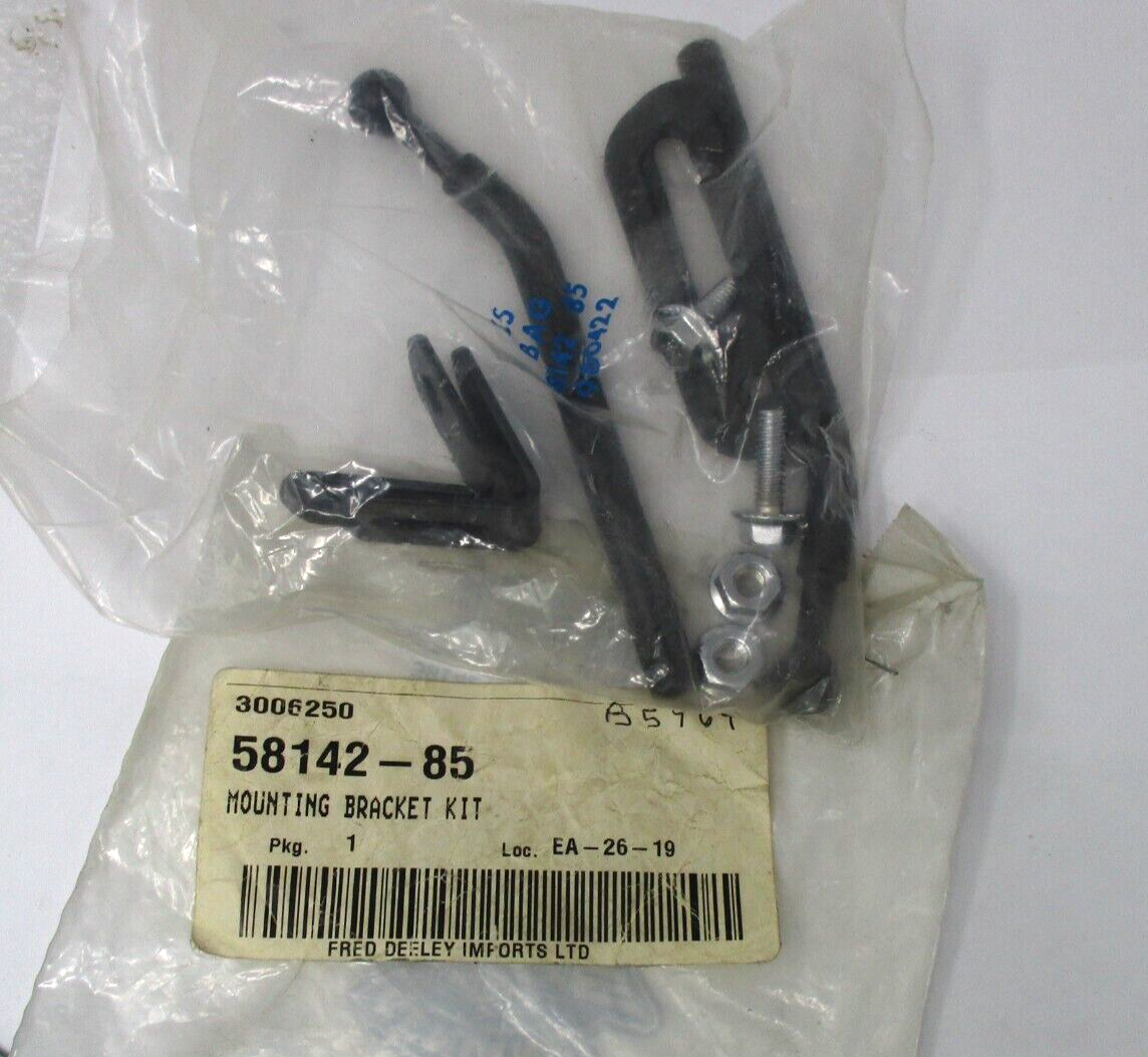 GENUINE HARLEY DAVIDSON WINDSHIELD MOUNTING BRACKET KIT 58142-85