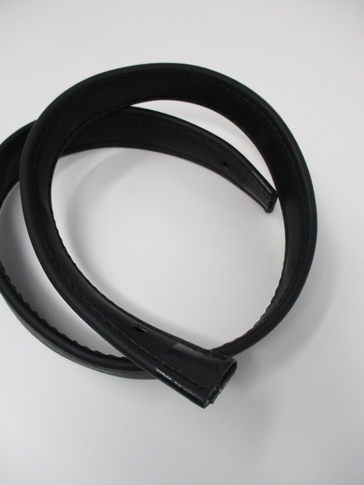 26 inch Harley Davidson Seat Belt Passenger Strap Black 26'' (used) flawless
