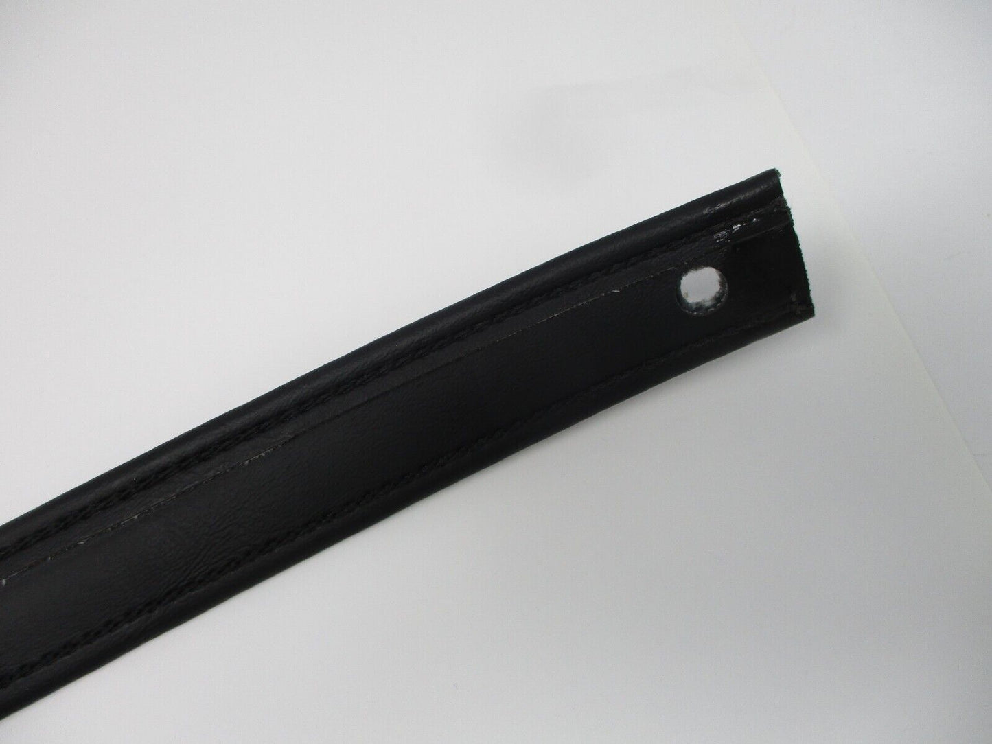19 inch Harley Davidson Seat Belt Passenger Strap Black 19'' (used) flawless