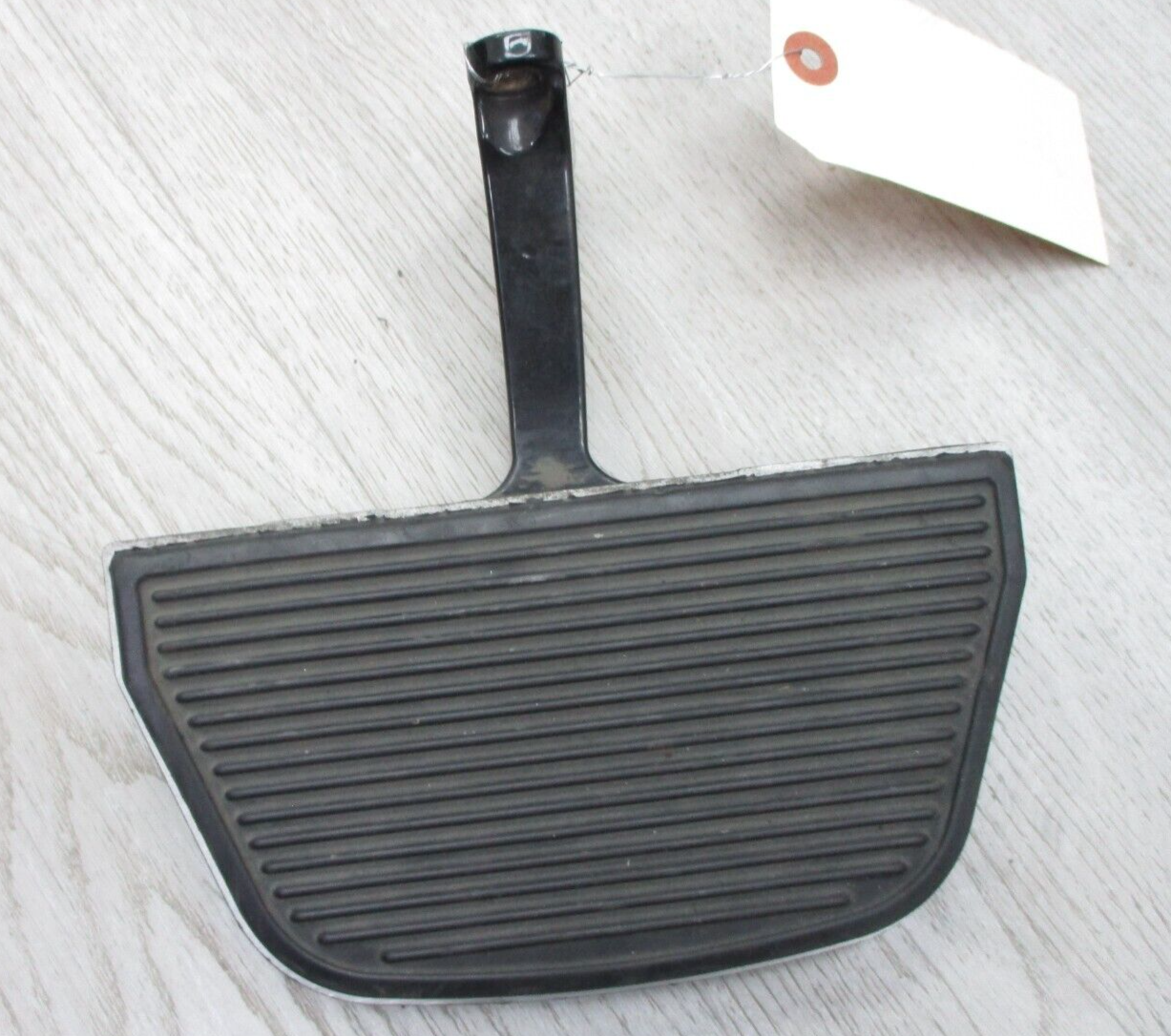 10 Harley Electra Ultra Touring FLHTK OEM Rear Passenger Foot Floorboard 1050
