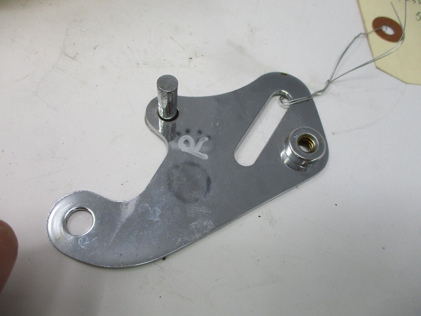 1 OEM Harley Davidson Right Hand Passenger Grabstrap Bracket P/N 52400016