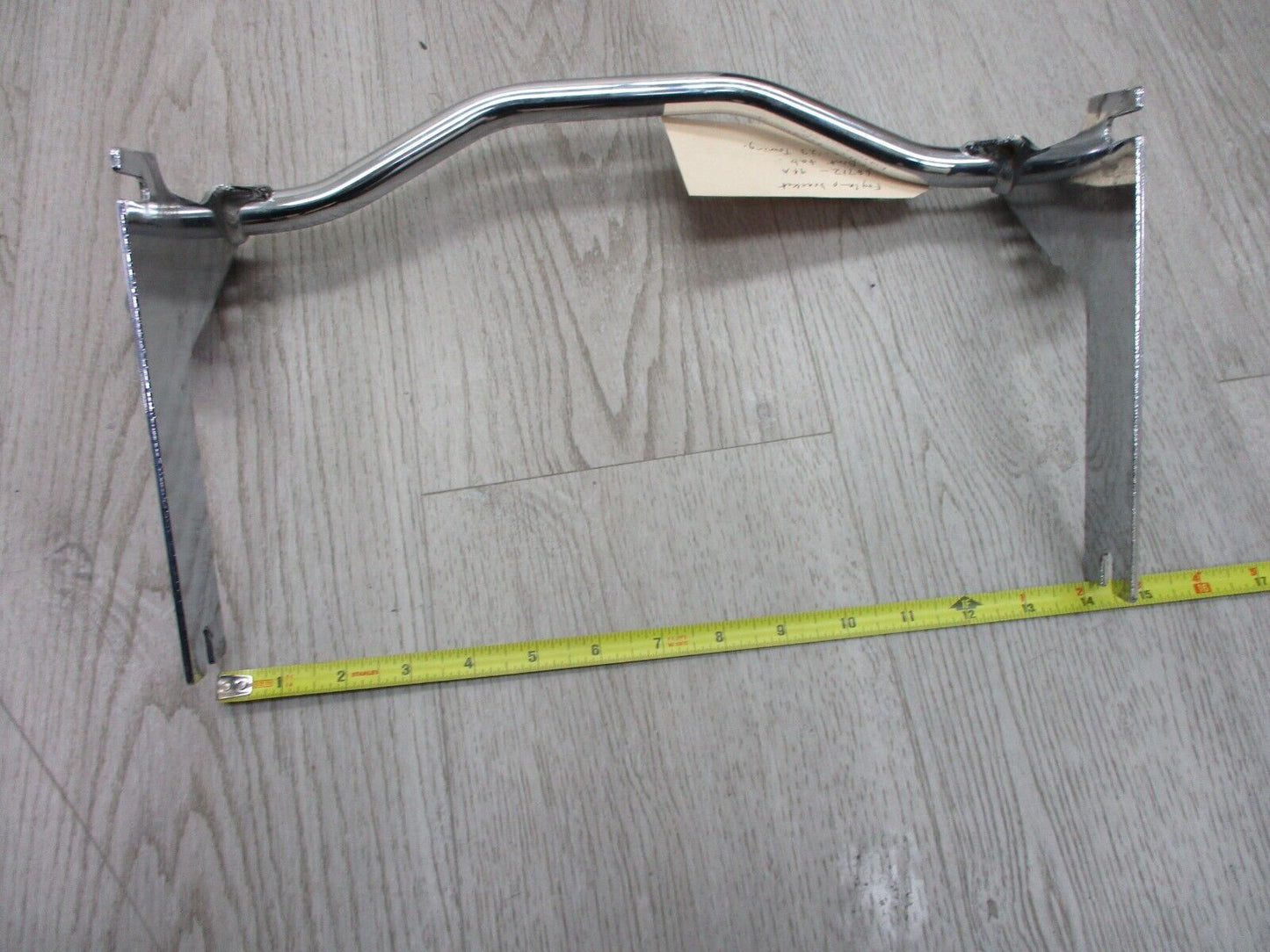 2007 Harley Electra Glide Front Turn Signal Light Bar Mount Bracket 68712-94A