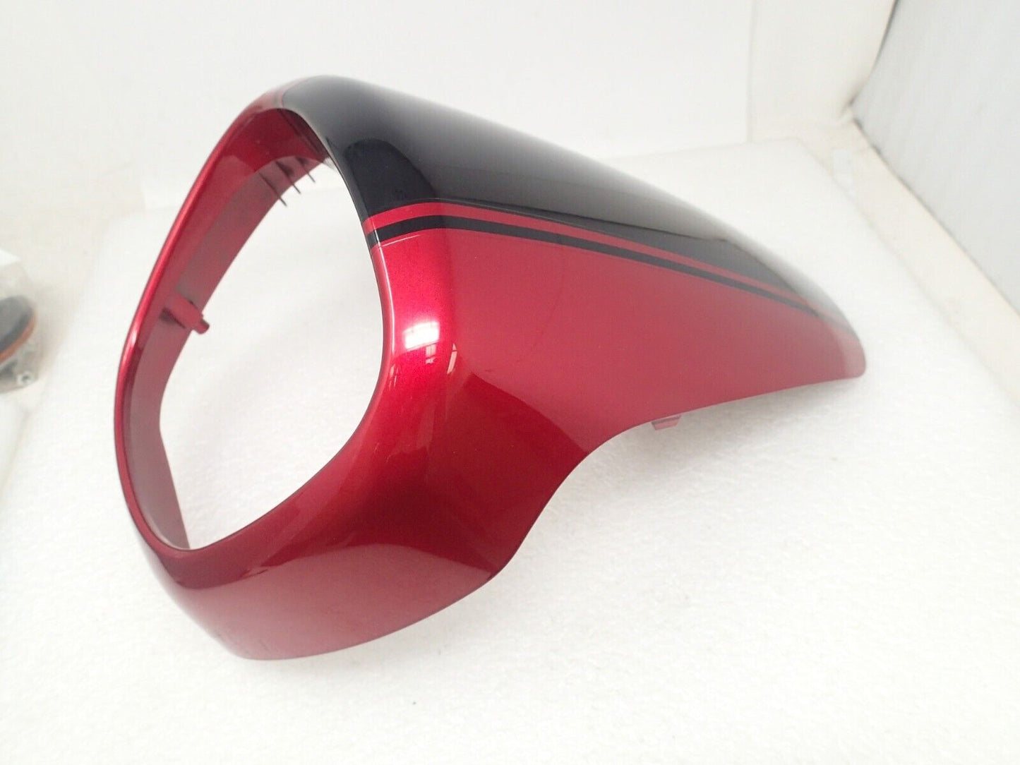 '19 Suzuki M109 boulevard Red/Black Headlamp Cover 51820-48GG0-AV4 VZR1800
