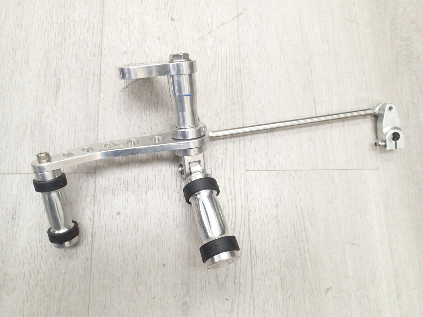 Silver Forward Controls Foot Peg Kits Fit For Harley Dyna Super Glide 2000-2015