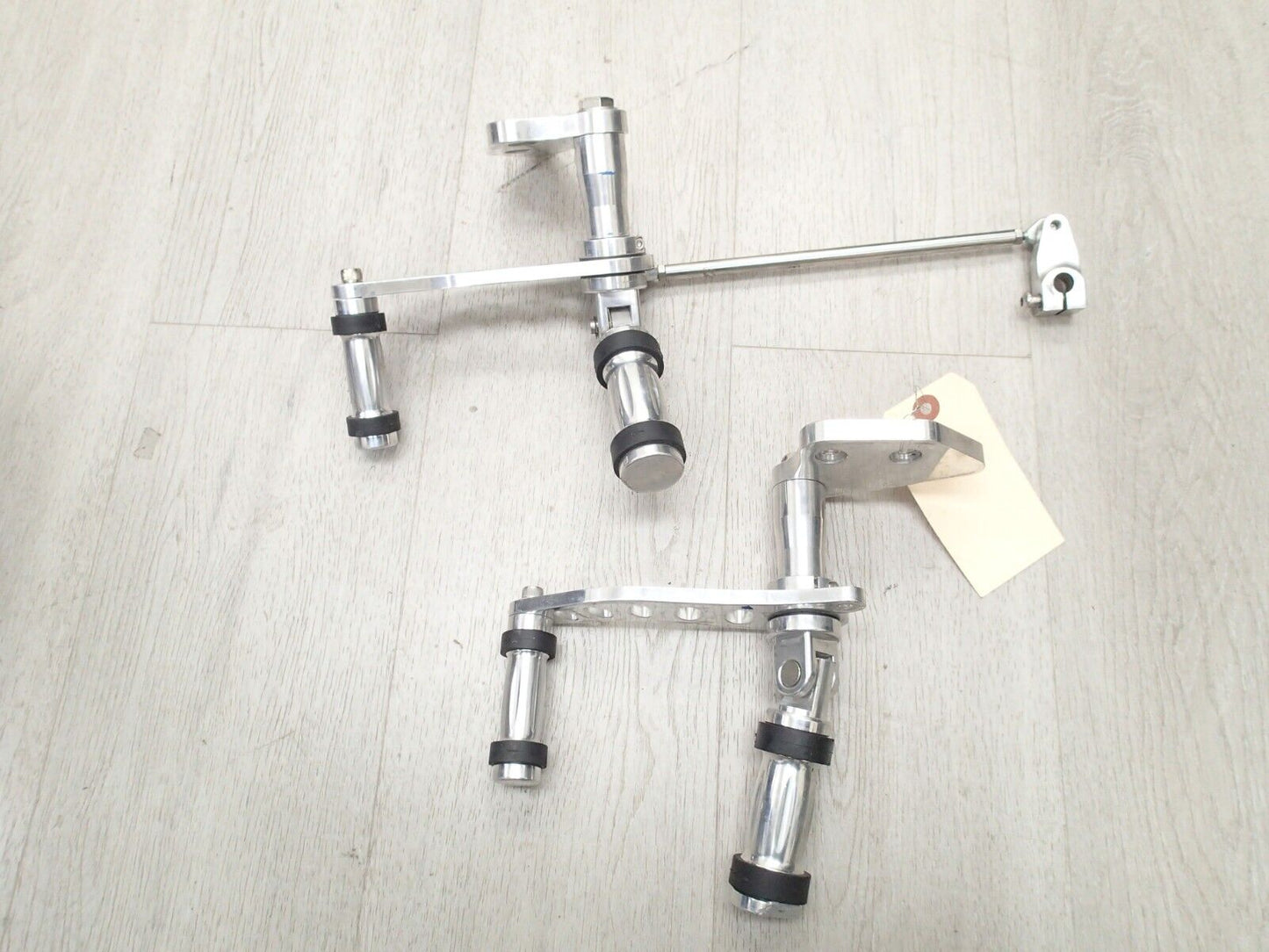 Silver Forward Controls Foot Peg Kits Fit For Harley Dyna Super Glide 2000-2015