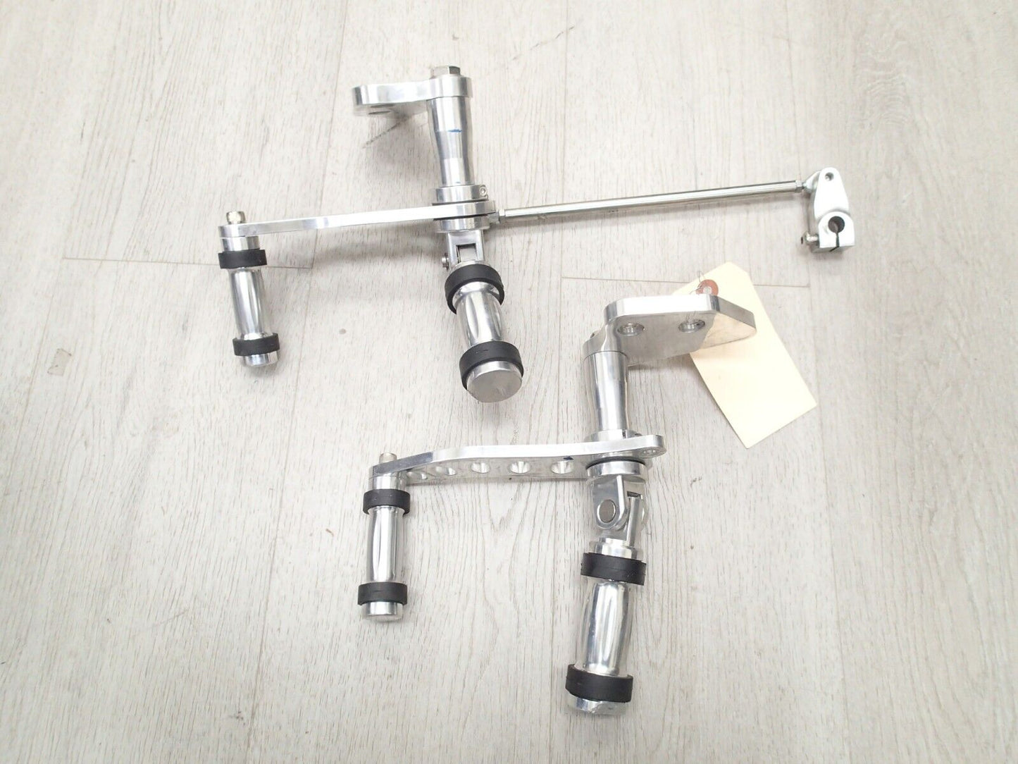 Silver Forward Controls Foot Peg Kits Fit For Harley Dyna Super Glide 2000-2015