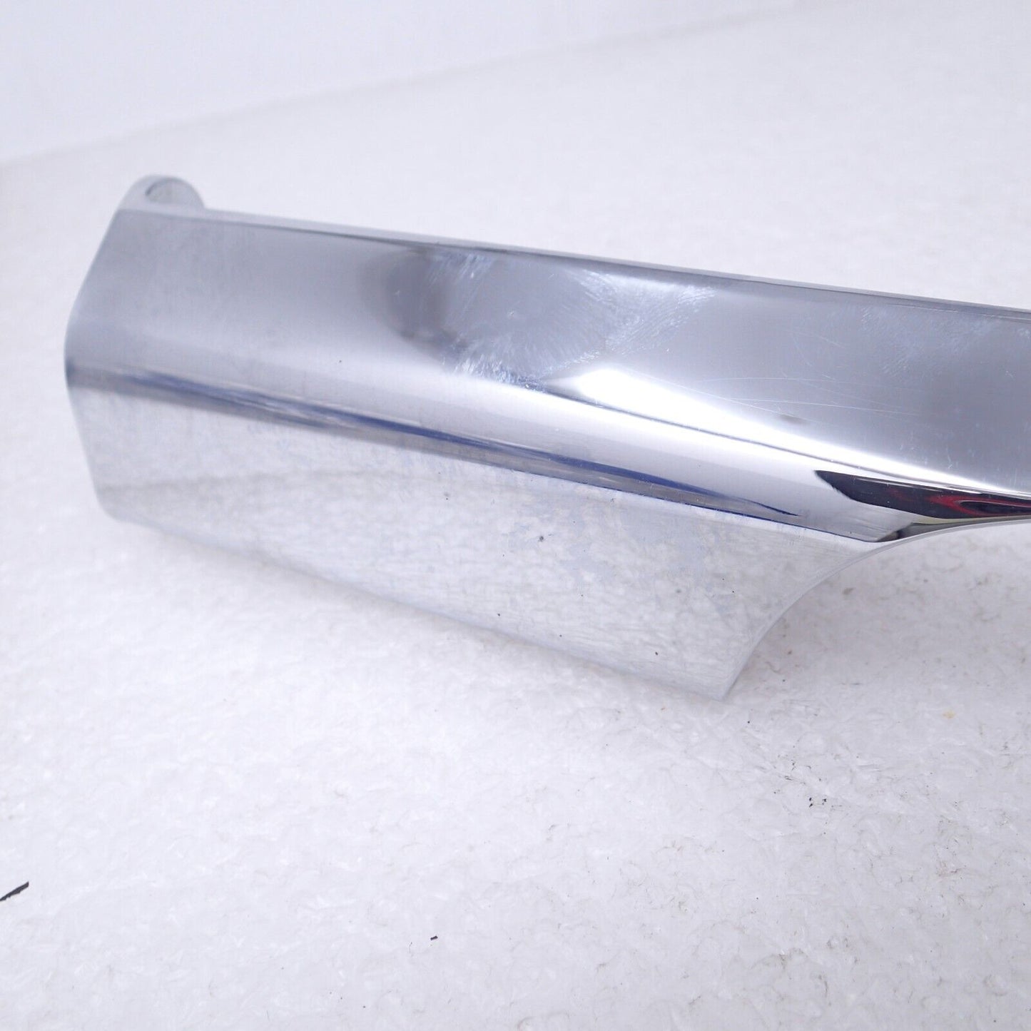 Harley Davidson Touring Rear Turn Signal 13" Bracket 68510-74C NICE!