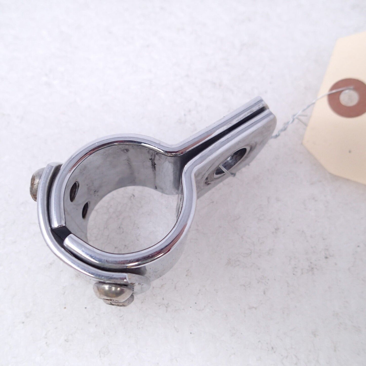 Harley THREE-PIECE FRAME CLAMP 1 1/4'' Aftermarket?