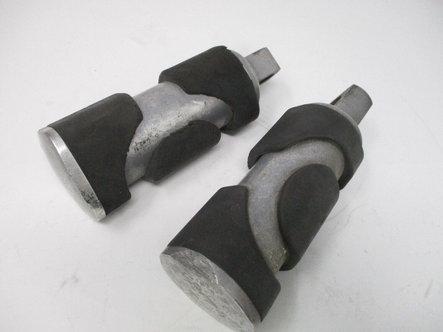 Vintage Footrest Foot Pegs for Harley-Davidson multi Fitment