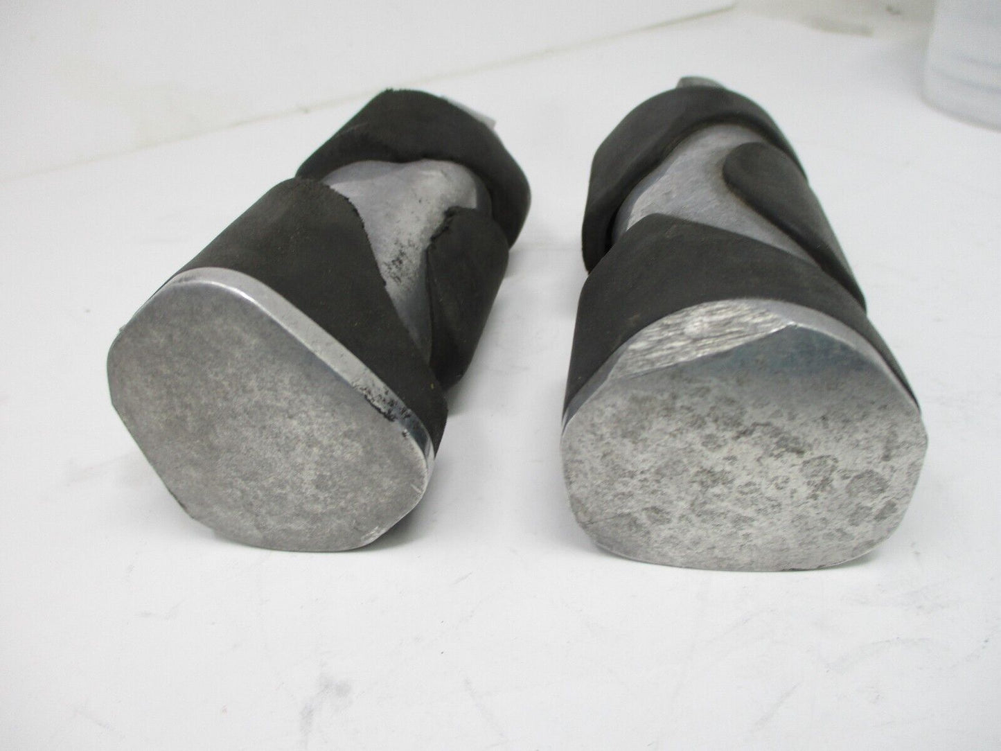 Vintage Footrest Foot Pegs for Harley-Davidson multi Fitment