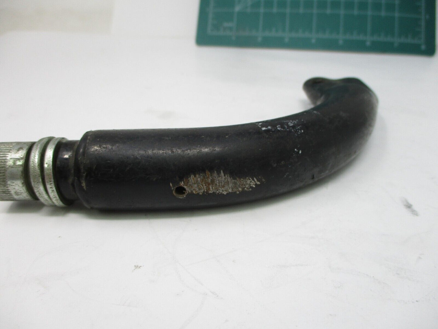 1124 94 HARLEY-DAVIDSON ELECTRA GLIDE FRONT FOOT REST FOOTBOARD BRACKET