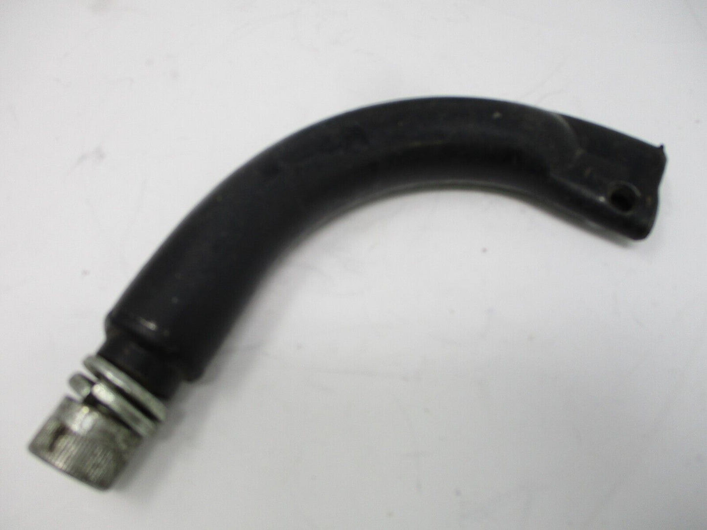 1124 94 HARLEY-DAVIDSON ELECTRA GLIDE FRONT FOOT REST FOOTBOARD BRACKET