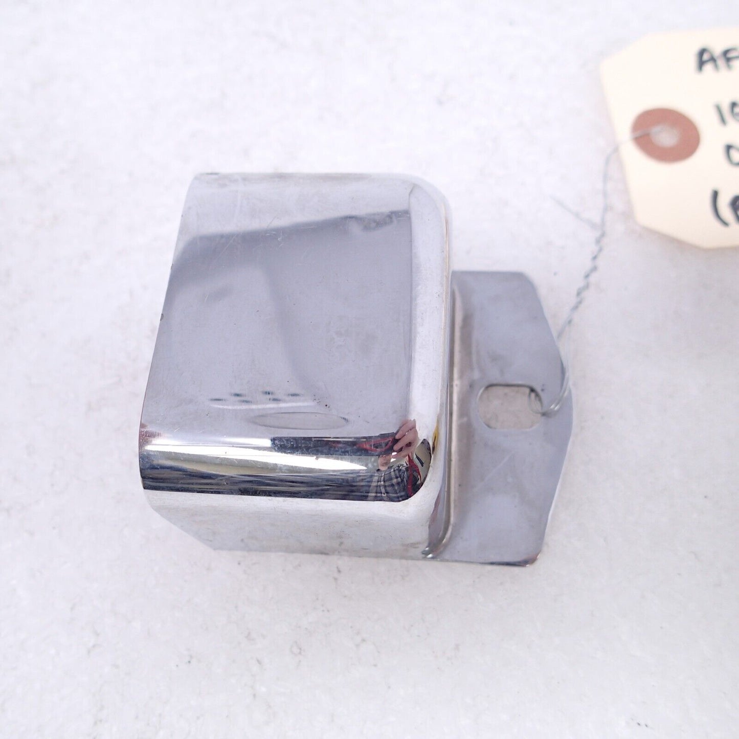 AFTERMARKET IGNITION SWITCH COVER (BIG TWIN/SPORTSTER)