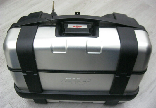 Givi Brushed Aluminum 33 Litre Trunk 0r Side Case 2 Keys believed to be  TRK33NA