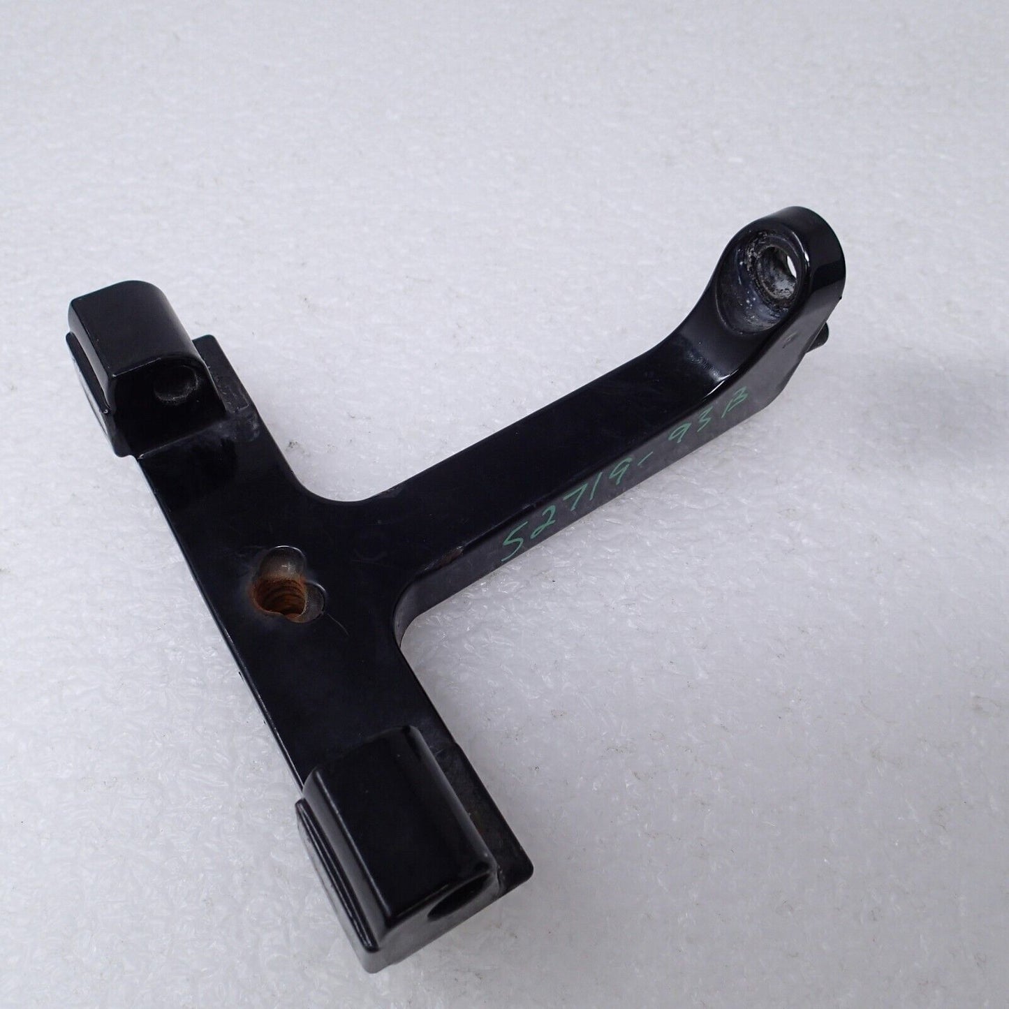 HARLEY DAVIDSON FOOTBOARD SUPPORT ASSY, GLOSS BLACK OEM: 52719-93B (SINGLE UNIT)
