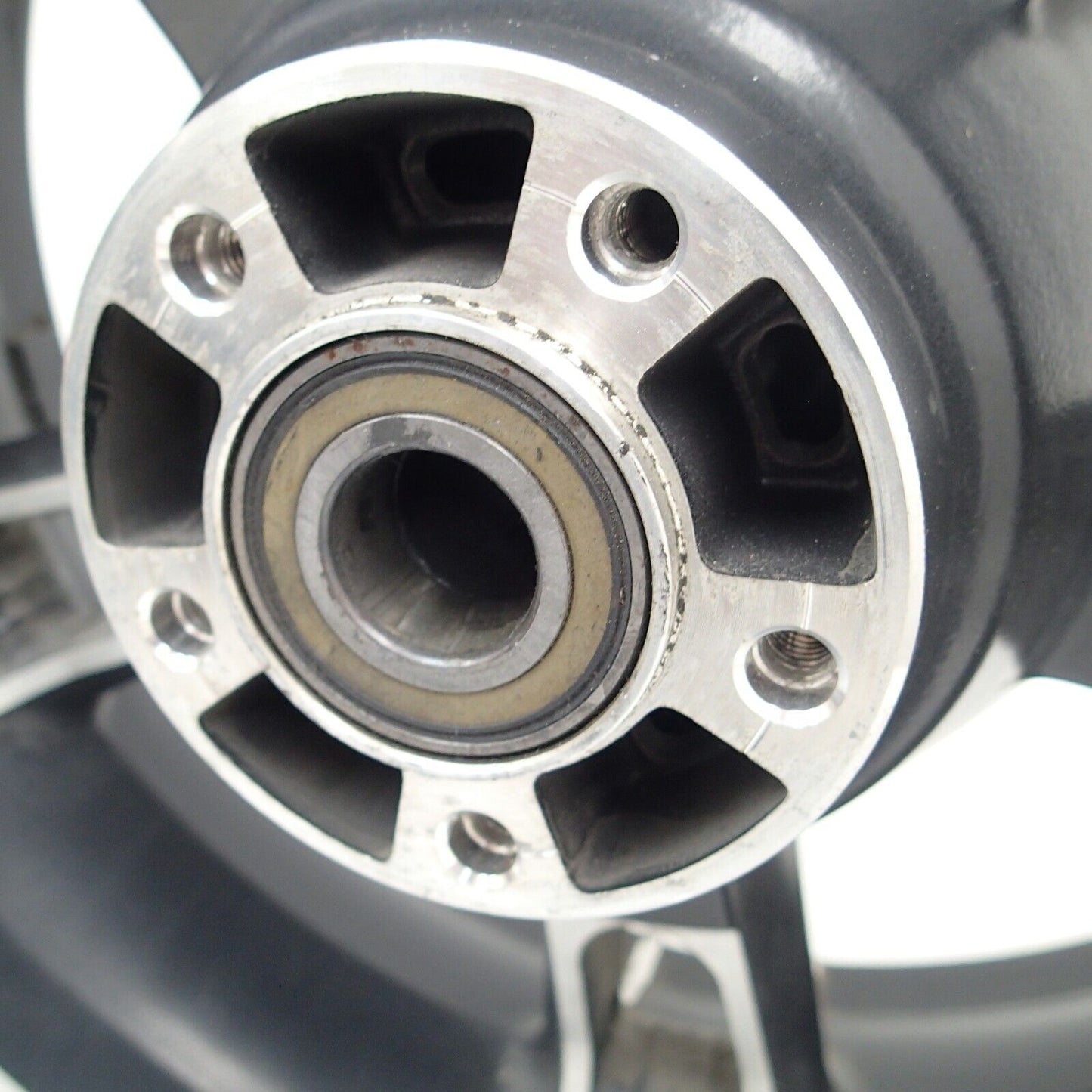 2019 HARLEY DAVIDSON REAR WHEEL RIM STRAIGHT 16X5 (40900033) ELECTRA GLIDE ULTRA