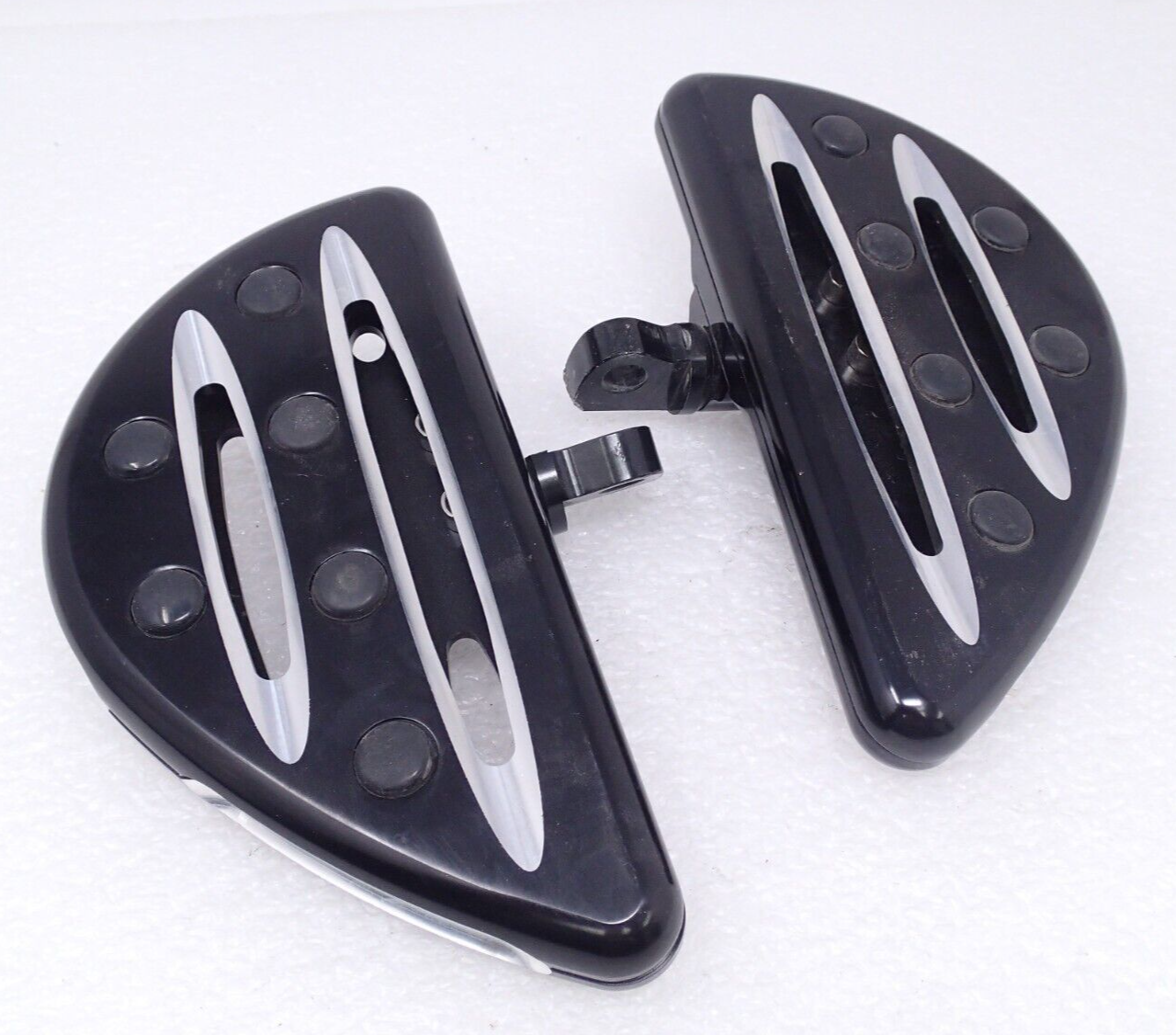 Rear Passenger Floorboards Floor Board Foot Pegs CNC For Harley Softail 883 1200