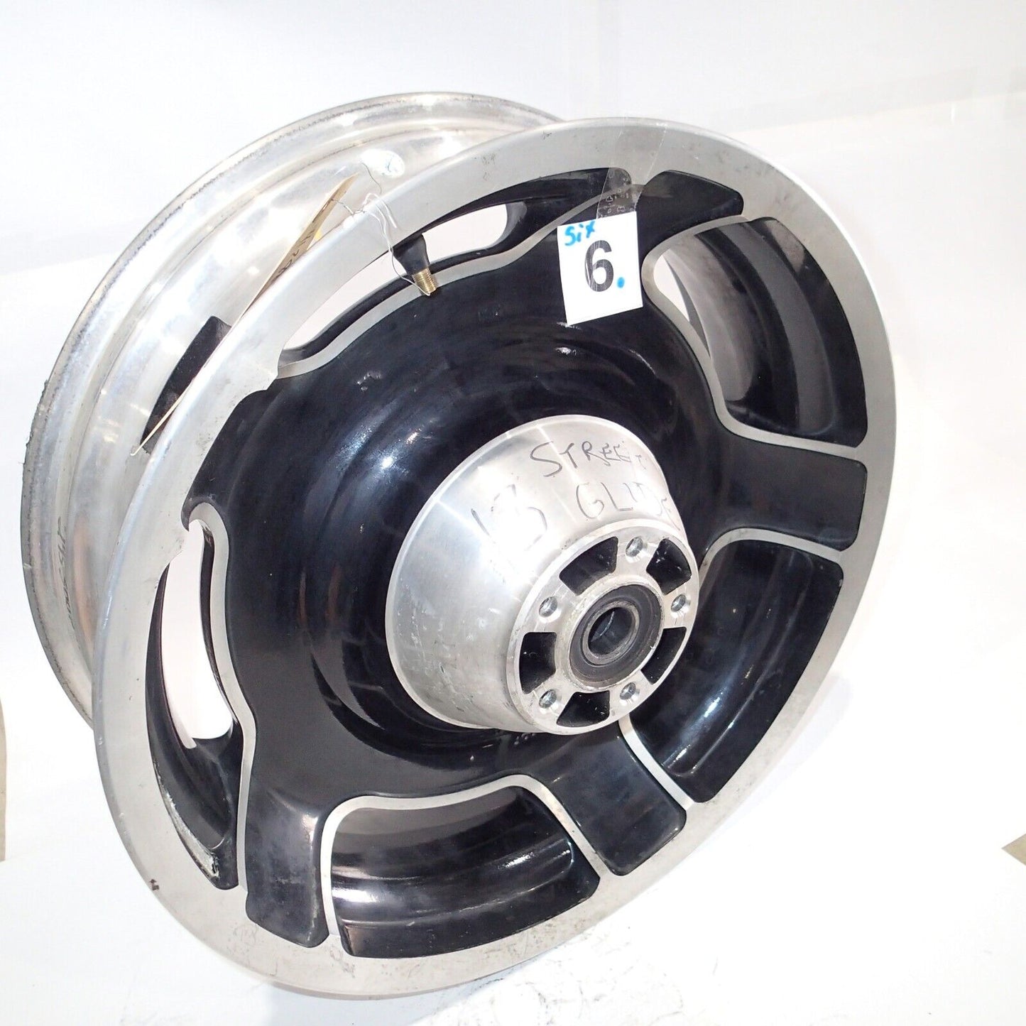 Harley-Davidson OEM Rear Wheel 41288-09A 16 x 5 41288-09A (#6)