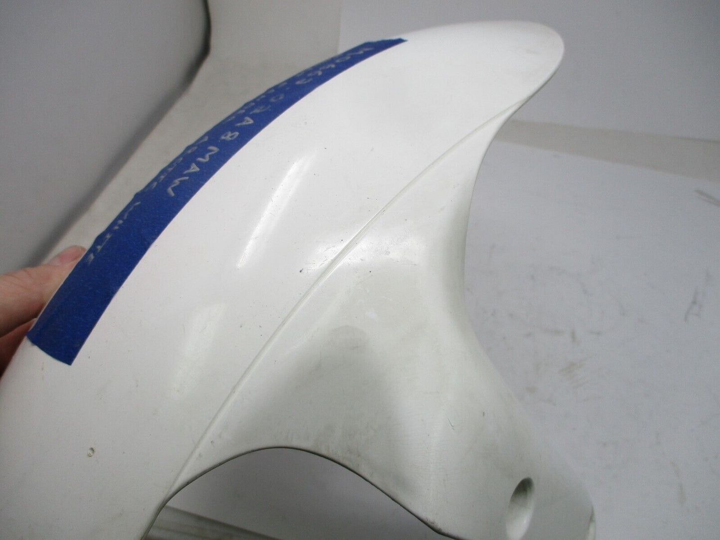 M0662.02A8MAW GENINE BUELL FRONT FENDER IN ARCTIC WHITE, ALL XB & 1125R / CR MOD