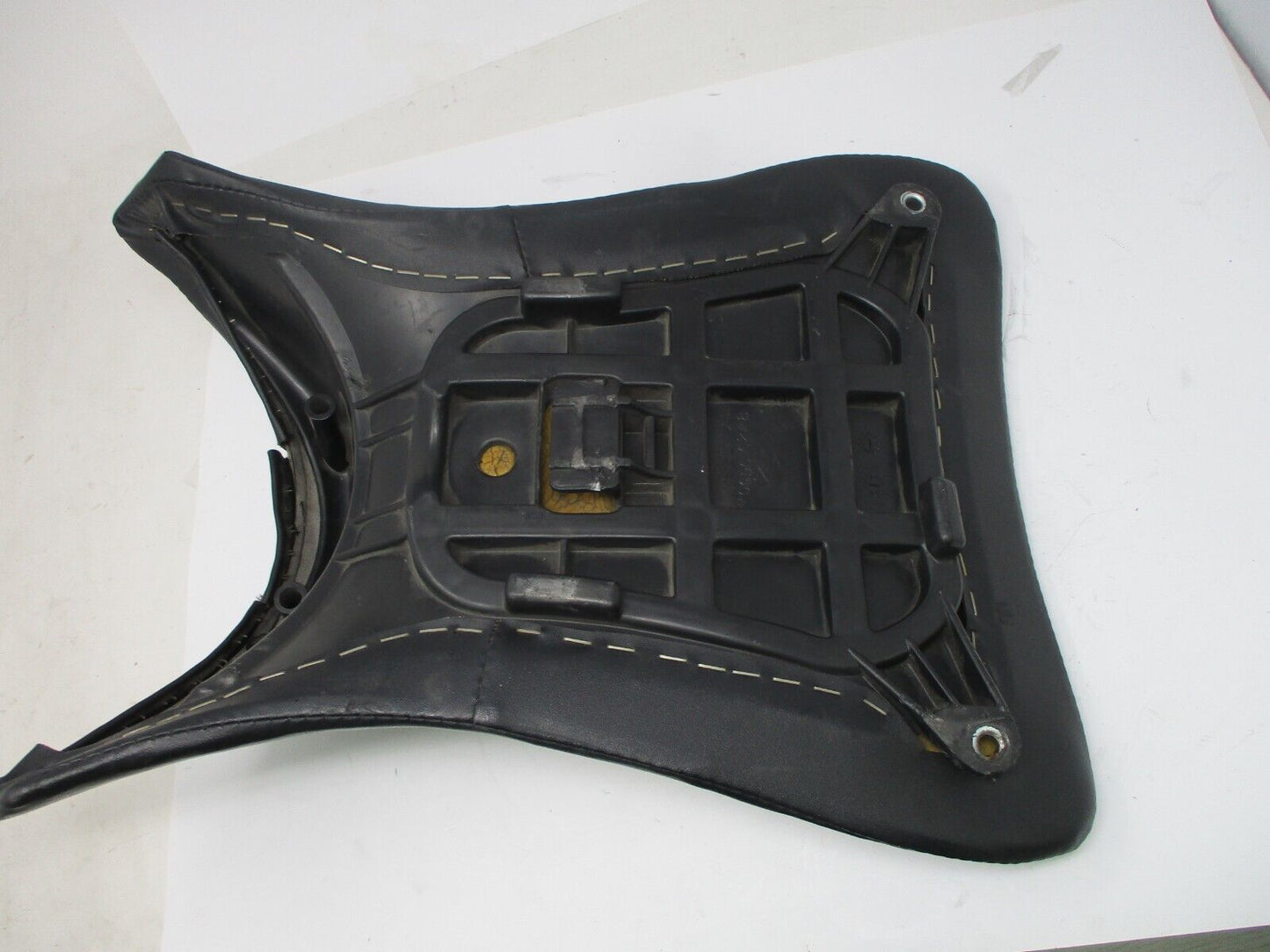 2008 Buell  XB9 XB12 1125R  Cr Front Driver  Seat Saddle M0090.02A8 USED