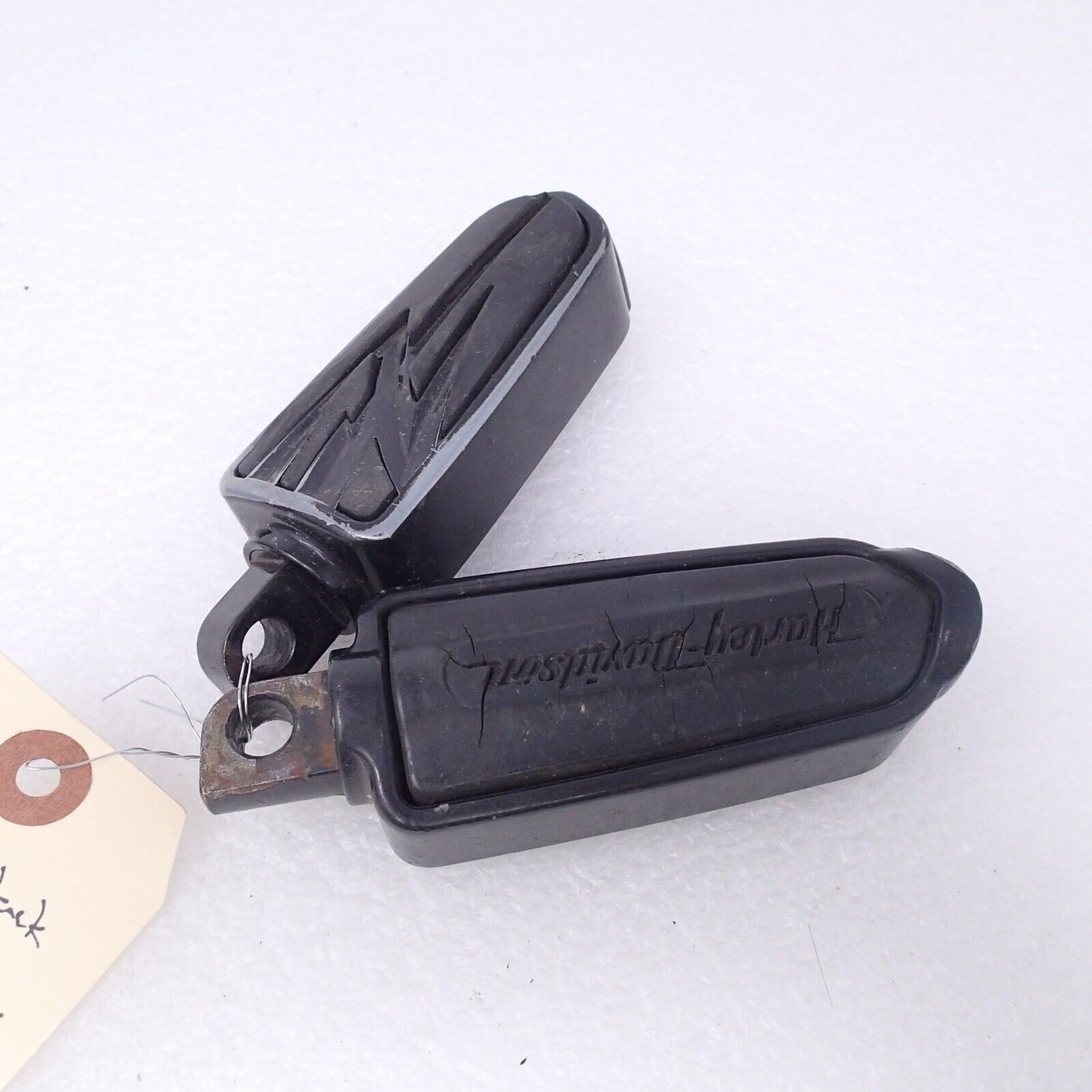 Harley-Davidson Tribal Foot pegs Black 51376-09 USED (Scratches)
