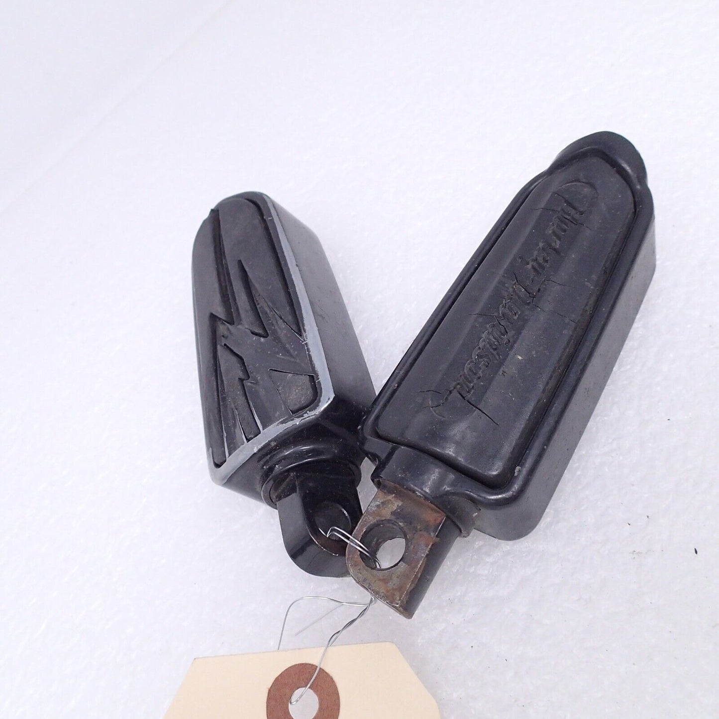 Harley-Davidson Tribal Foot pegs Black 51376-09 USED (Scratches)