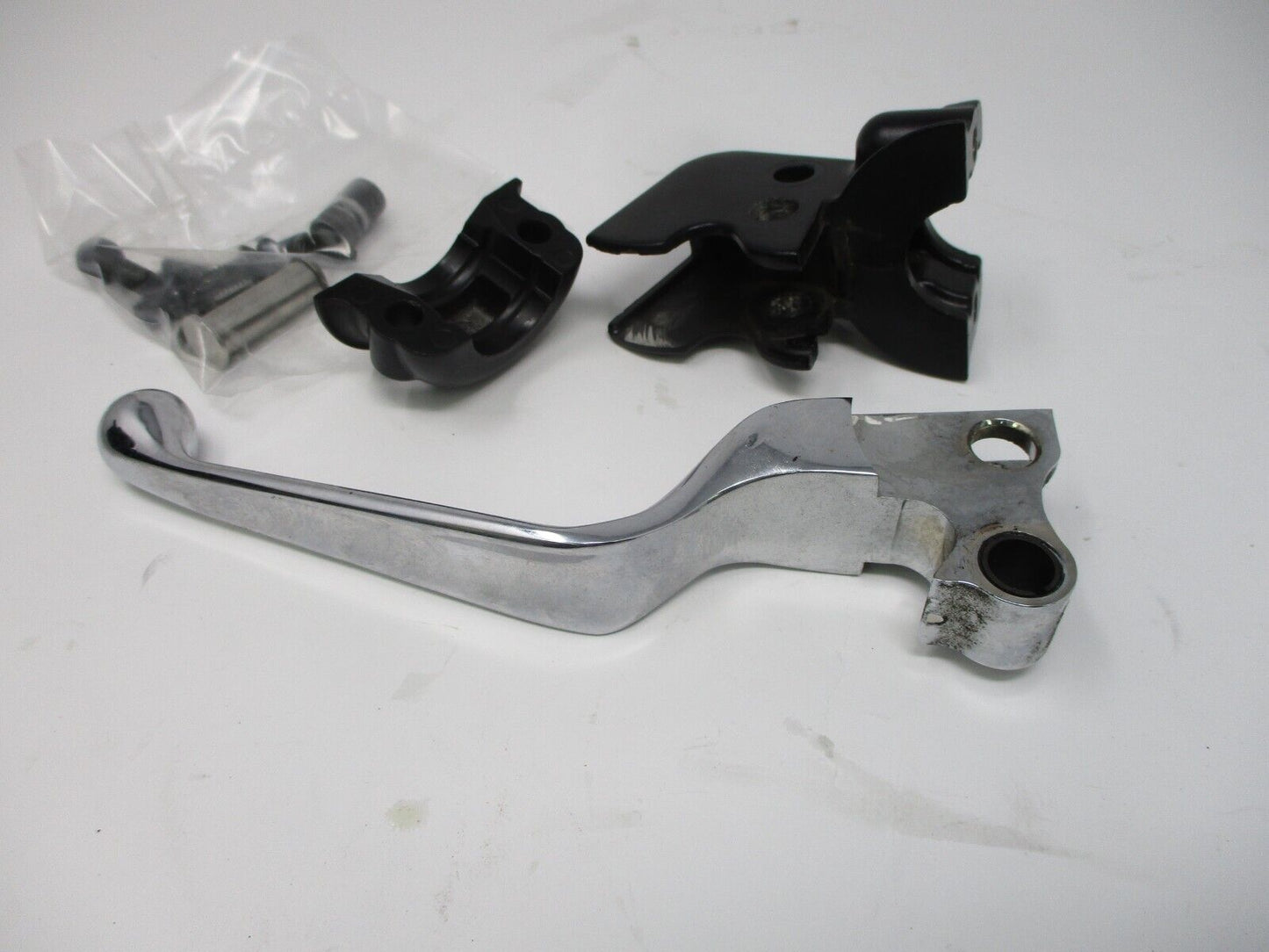 15-18 Harley Davidson Freewheeler Front Brake Master Cylinder Lever FOR PARTS