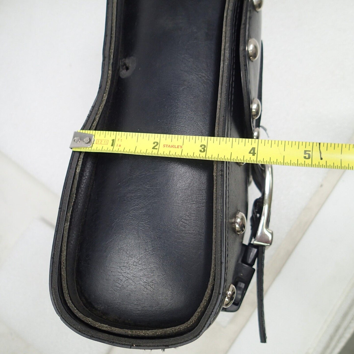 Motorcycle Universal Sissy Bar Bag Leather Side Tool Bag Luggage (8 x 11 Inch)