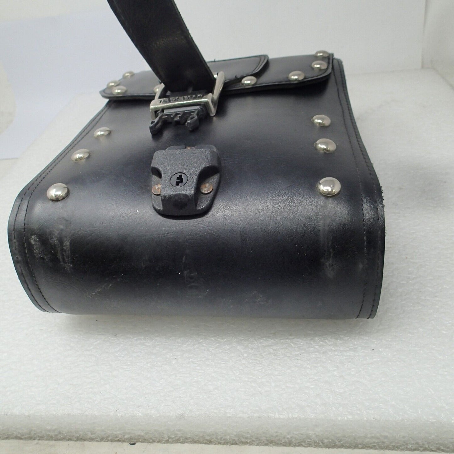 Motorcycle Universal Sissy Bar Bag Leather Side Tool Bag Luggage (8 x 11 Inch)
